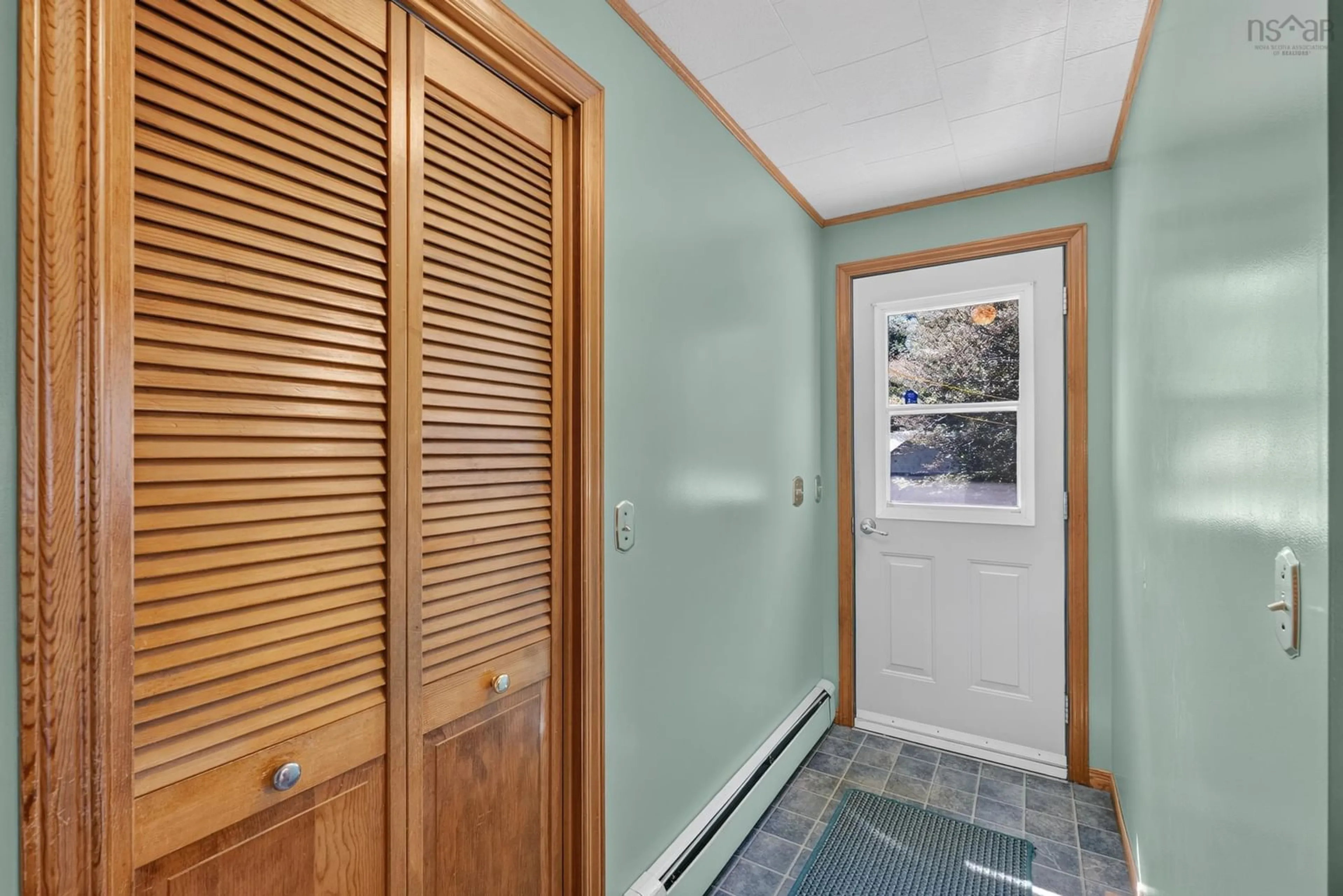 Indoor entryway for 5213 Highway 1, Weymouth North Nova Scotia B0W 3T0