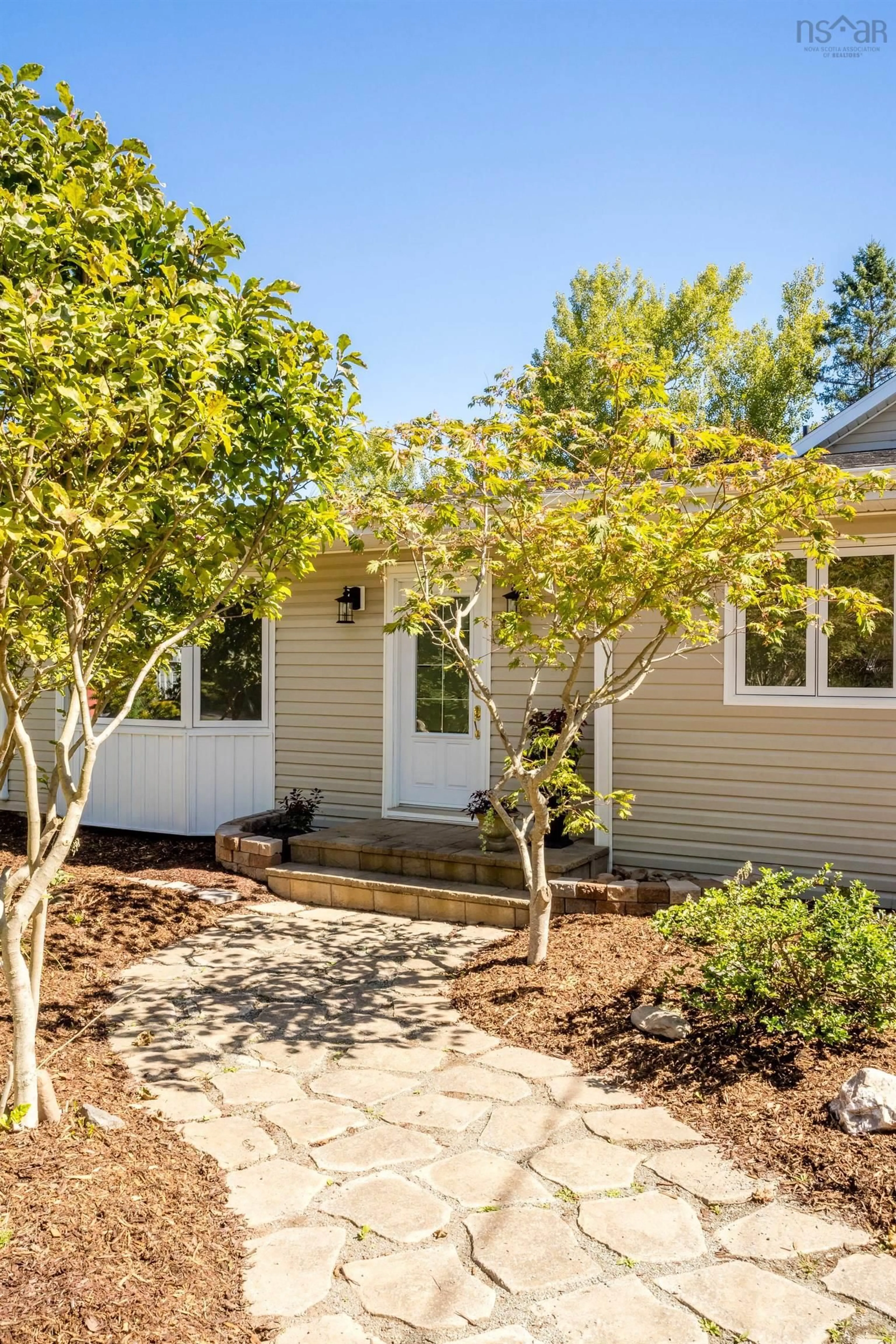 Home with vinyl exterior material, street for 1 Sylvan Dr, Wolfville Nova Scotia B4P 1X6