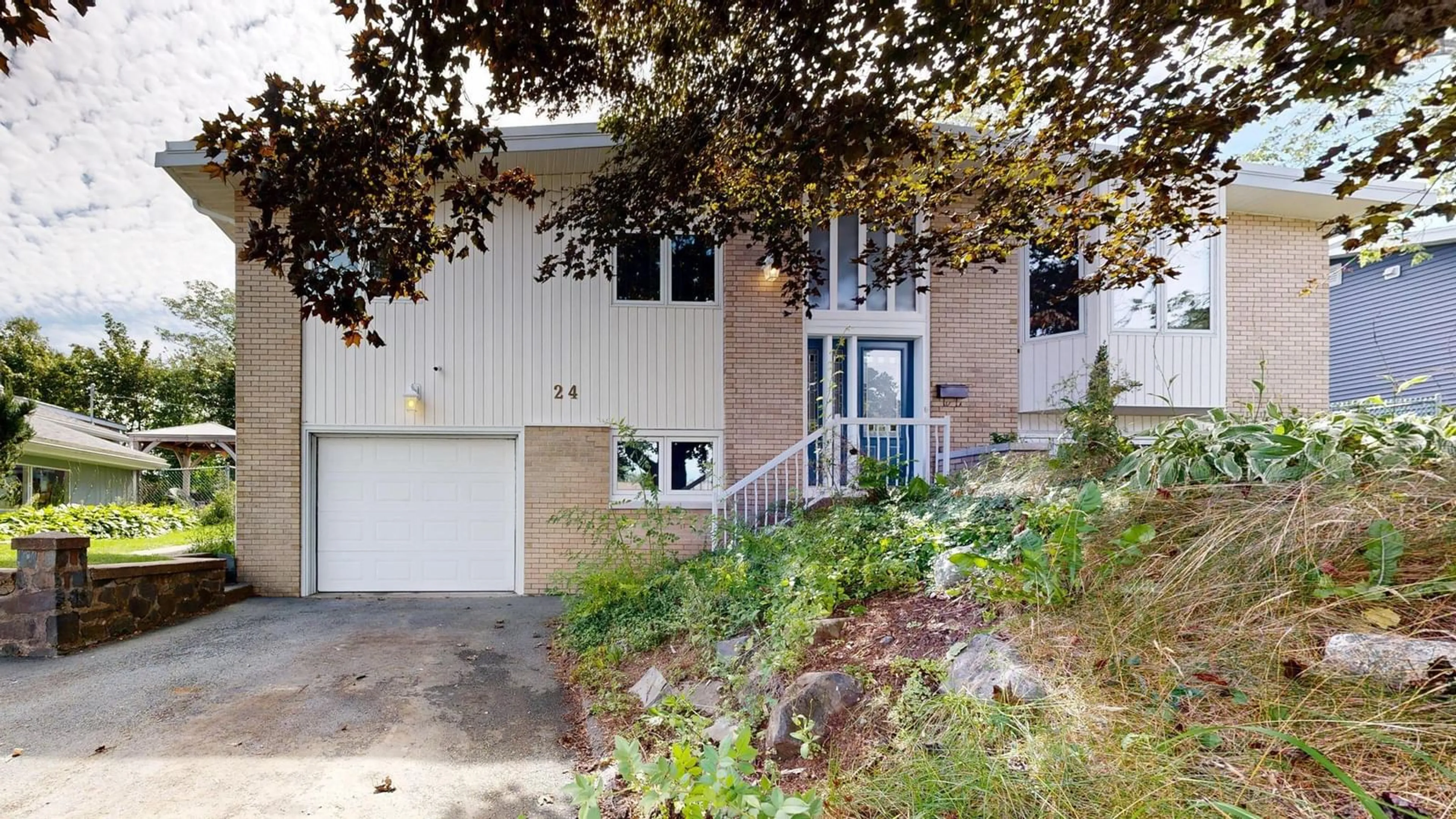 Unknown for Deepwood     Clayton Park Cres #24, Clayton Park Nova Scotia B3M 2Y5