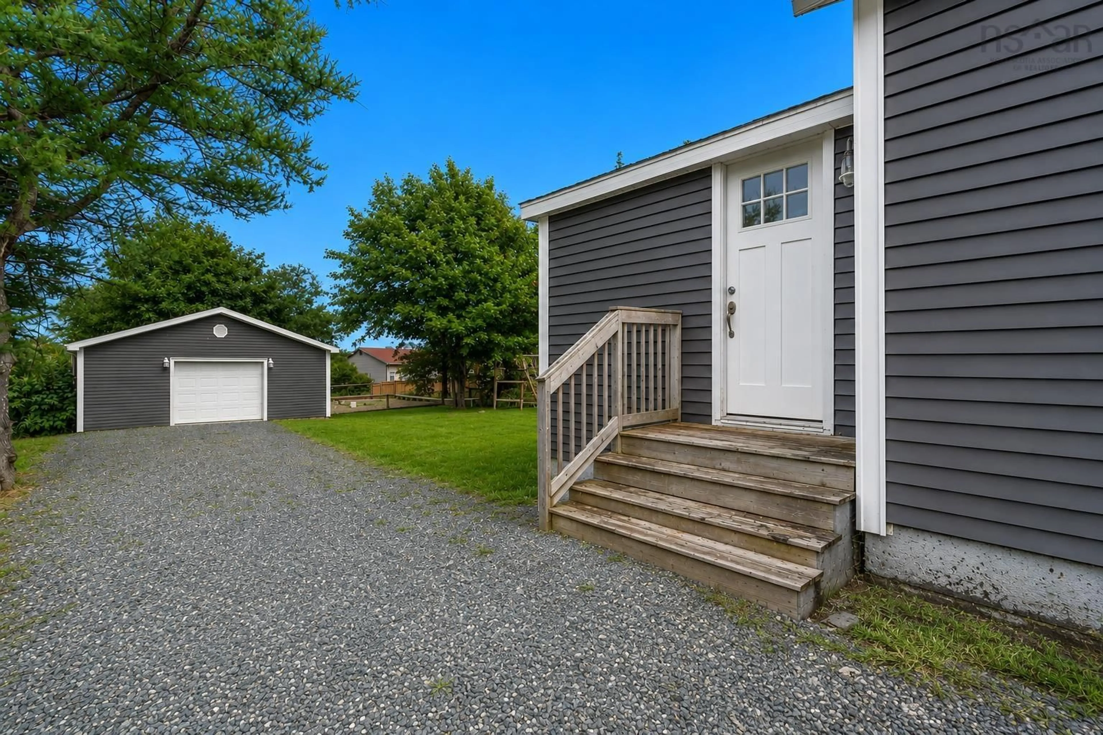 Unknown for 10 Cottage St, Sydney Mines Nova Scotia B1V 2N4