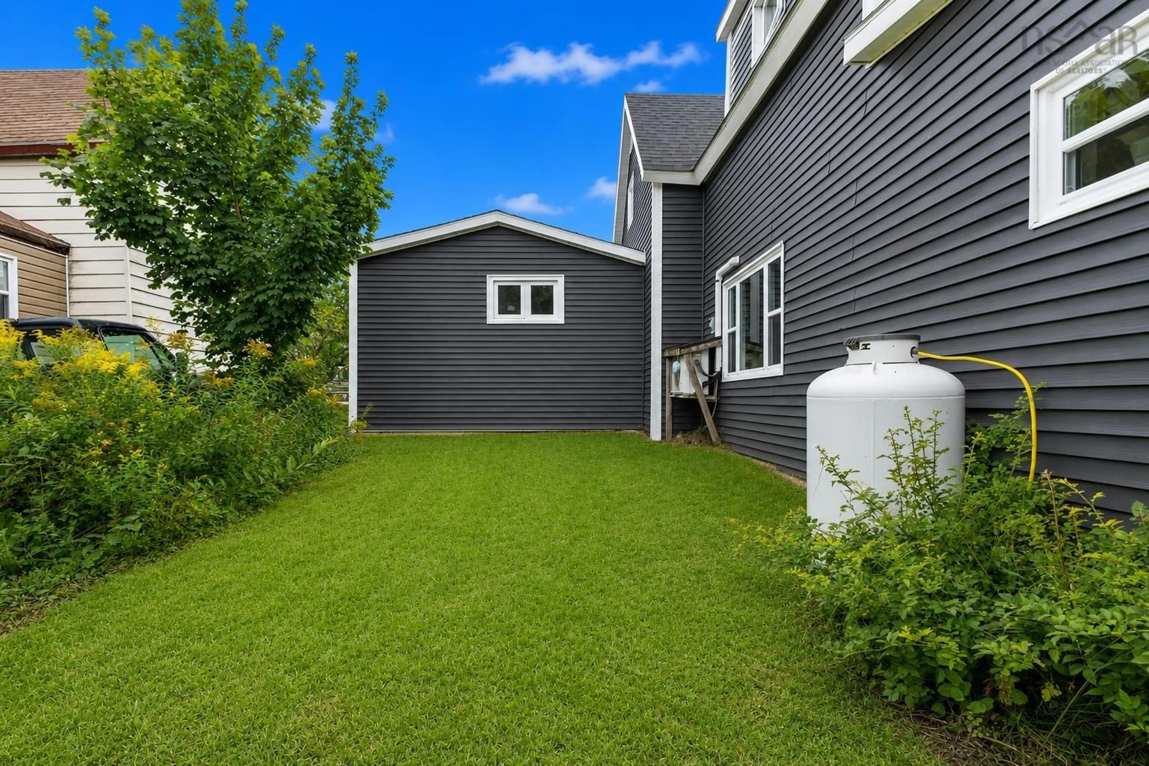 Unknown for 10 Cottage St, Sydney Mines Nova Scotia B1V 2N4