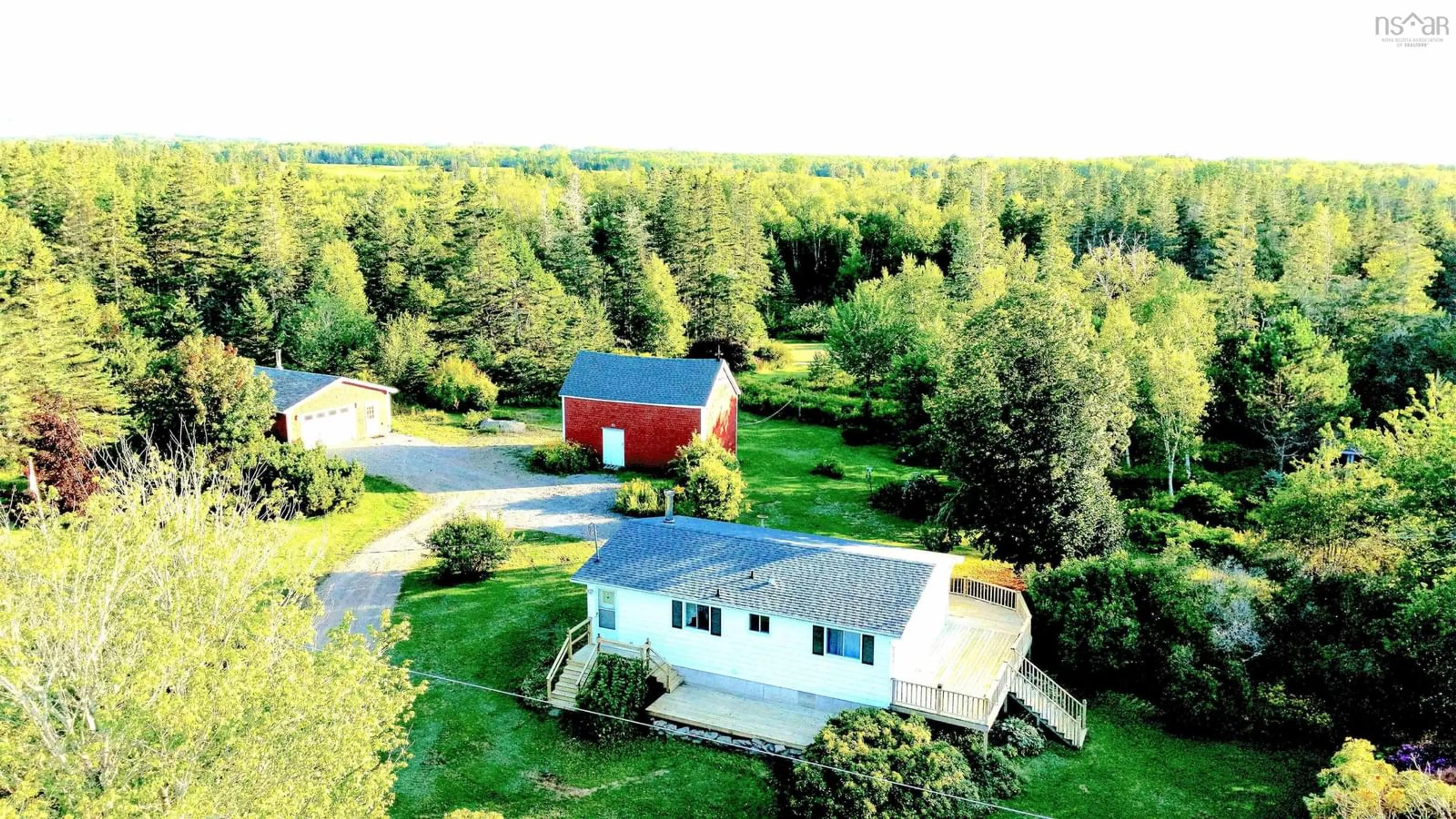 A pic from outside/outdoor area/front of a property/back of a property/a pic from drone, unknown for 1005 West Halls Harbour Rd, Halls Harbour Nova Scotia B0P 1J0