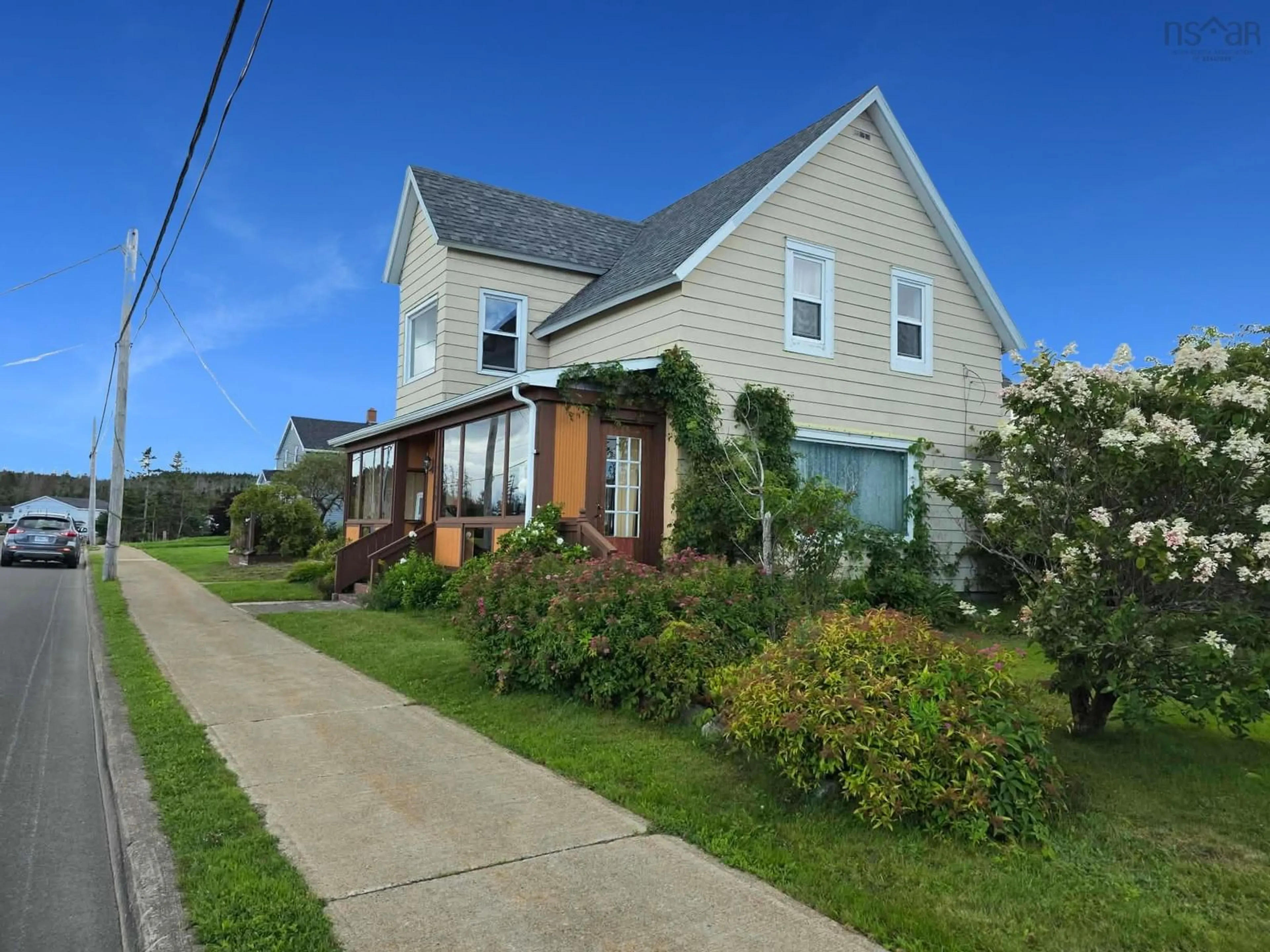 Unknown for 7590 Main St, Louisbourg Nova Scotia B1C 2J8