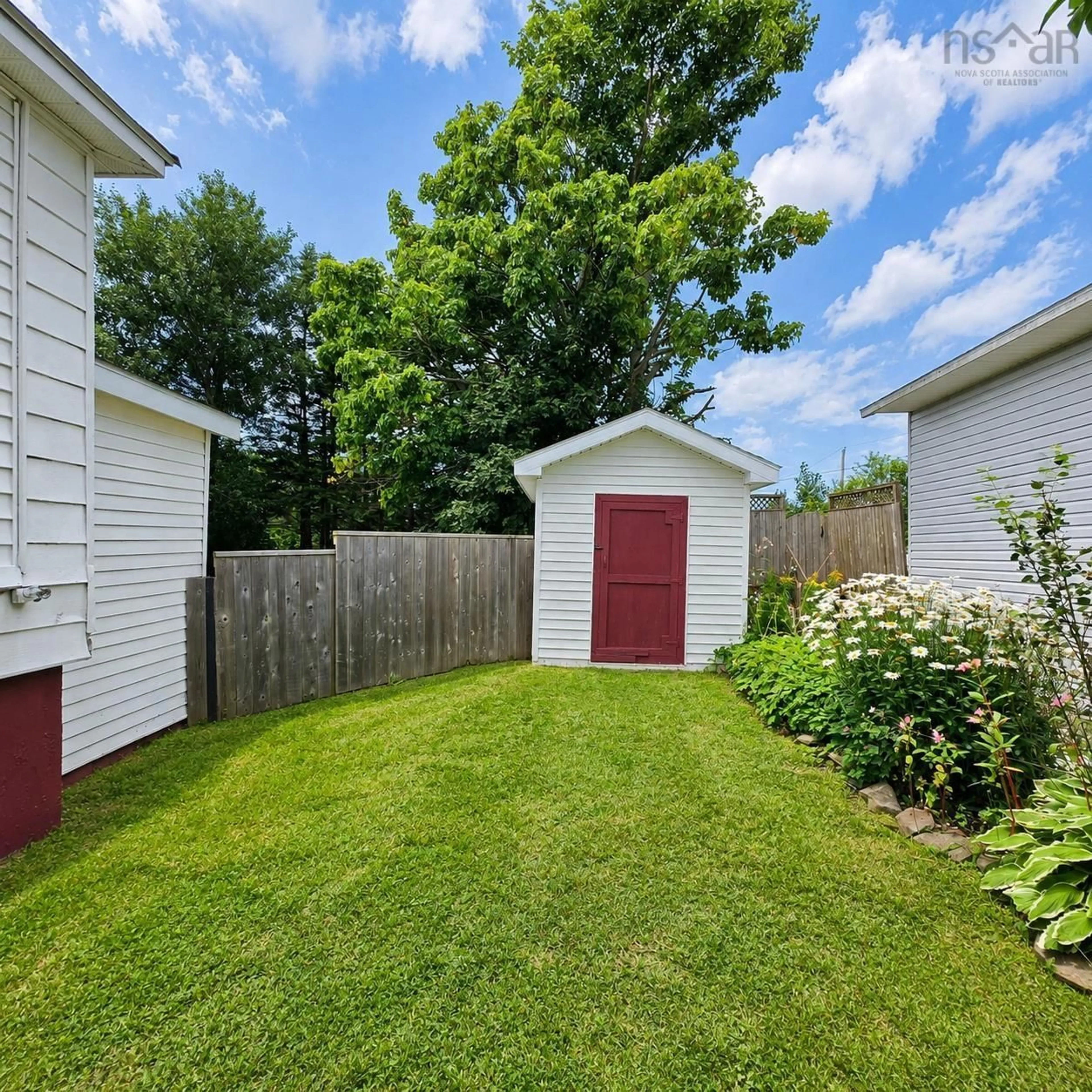 Shed for 12 Smith St, Glace Bay Nova Scotia B1A 3M3