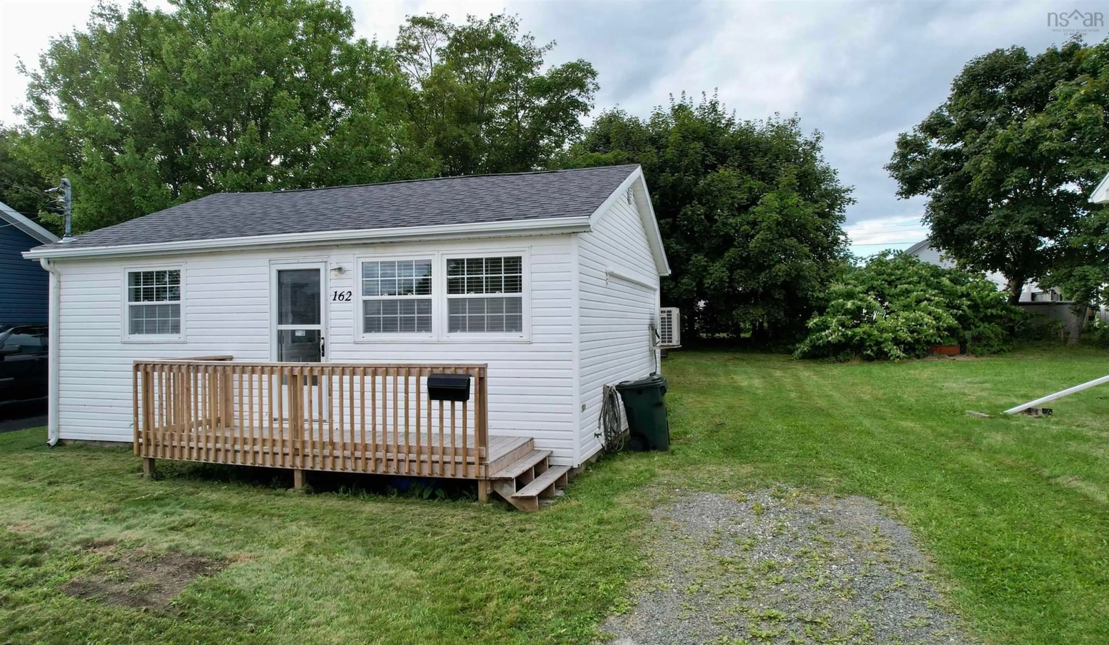Shed for 162 Upper Mclean St, Glace Bay Nova Scotia B1A 2L3