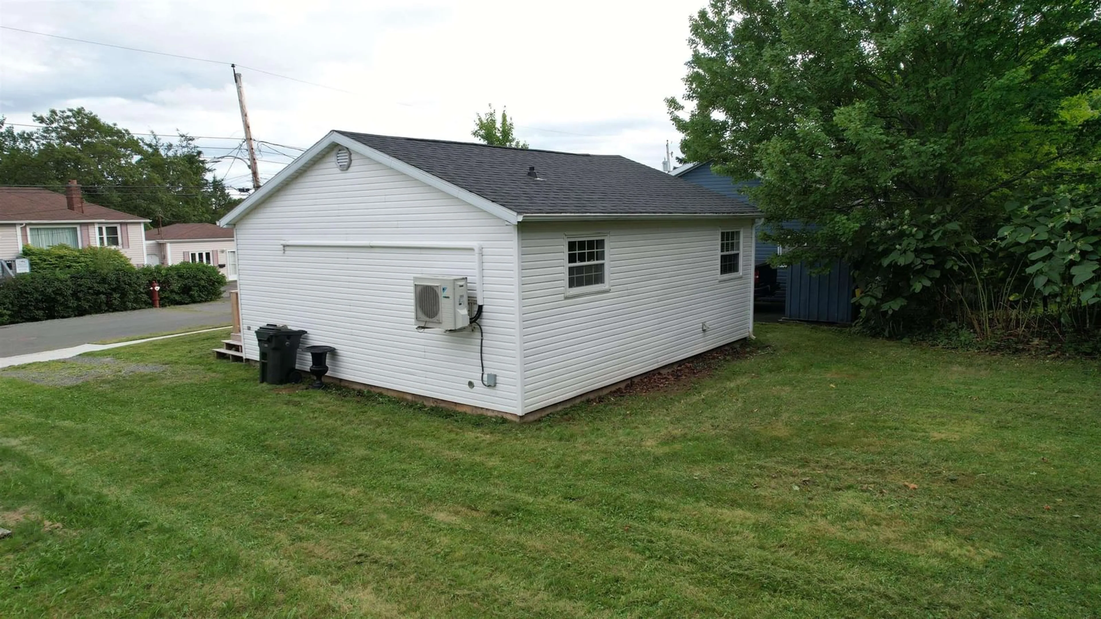 Shed for 162 Upper Mclean St, Glace Bay Nova Scotia B1A 2L3