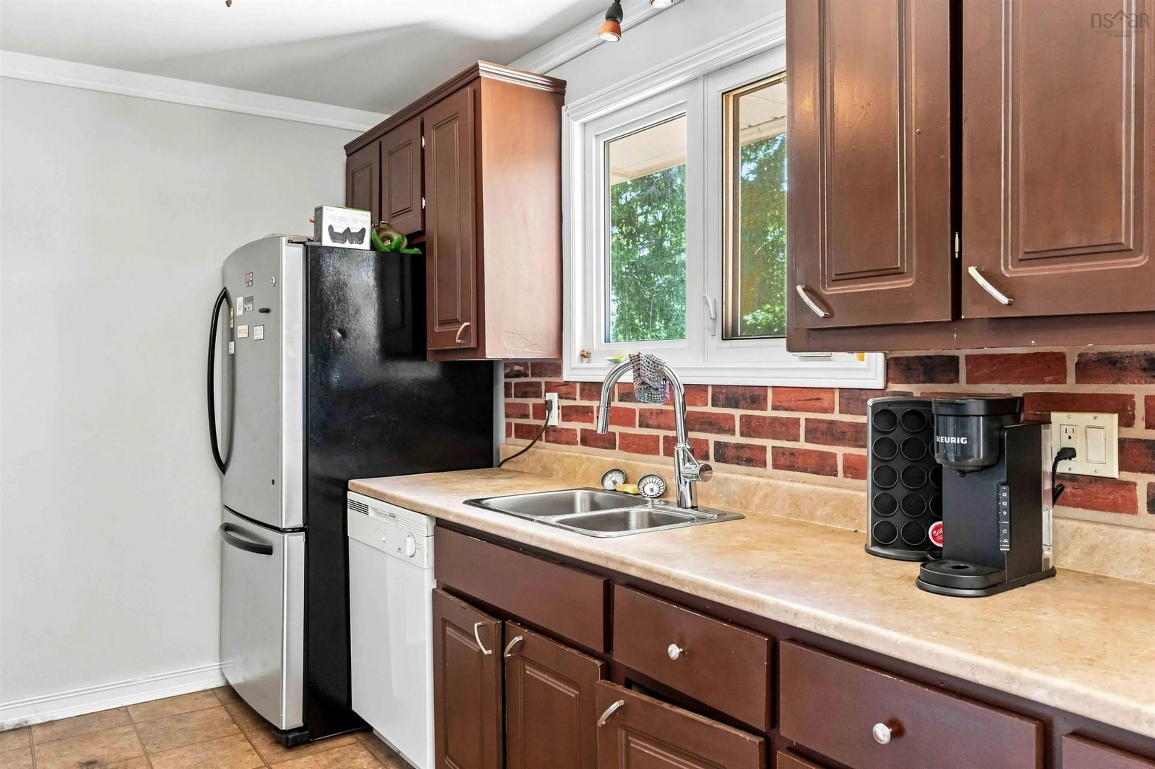 Standard kitchen, ceramic/tile floor for 1081 Tufts Ave, Greenwood Nova Scotia B0P 1R0