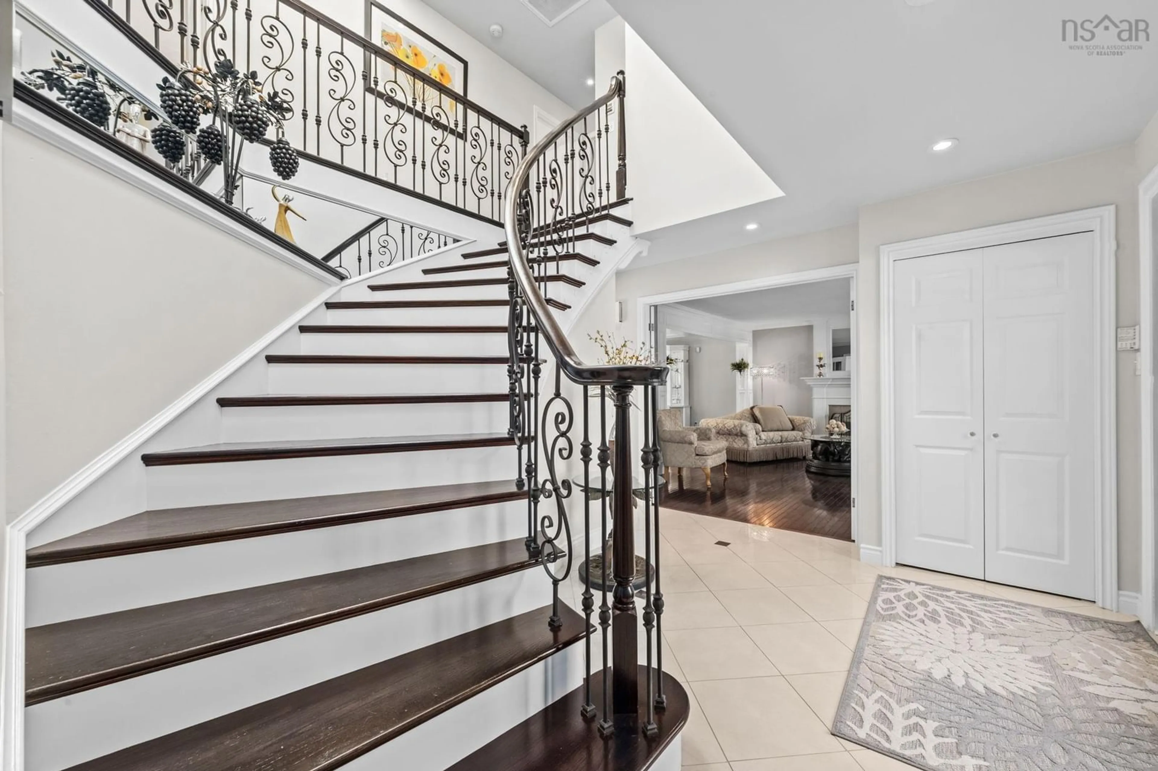 Stairs for 2 Wendover Close, Halifax Regional Municipality Nova Scotia B3M 4E8