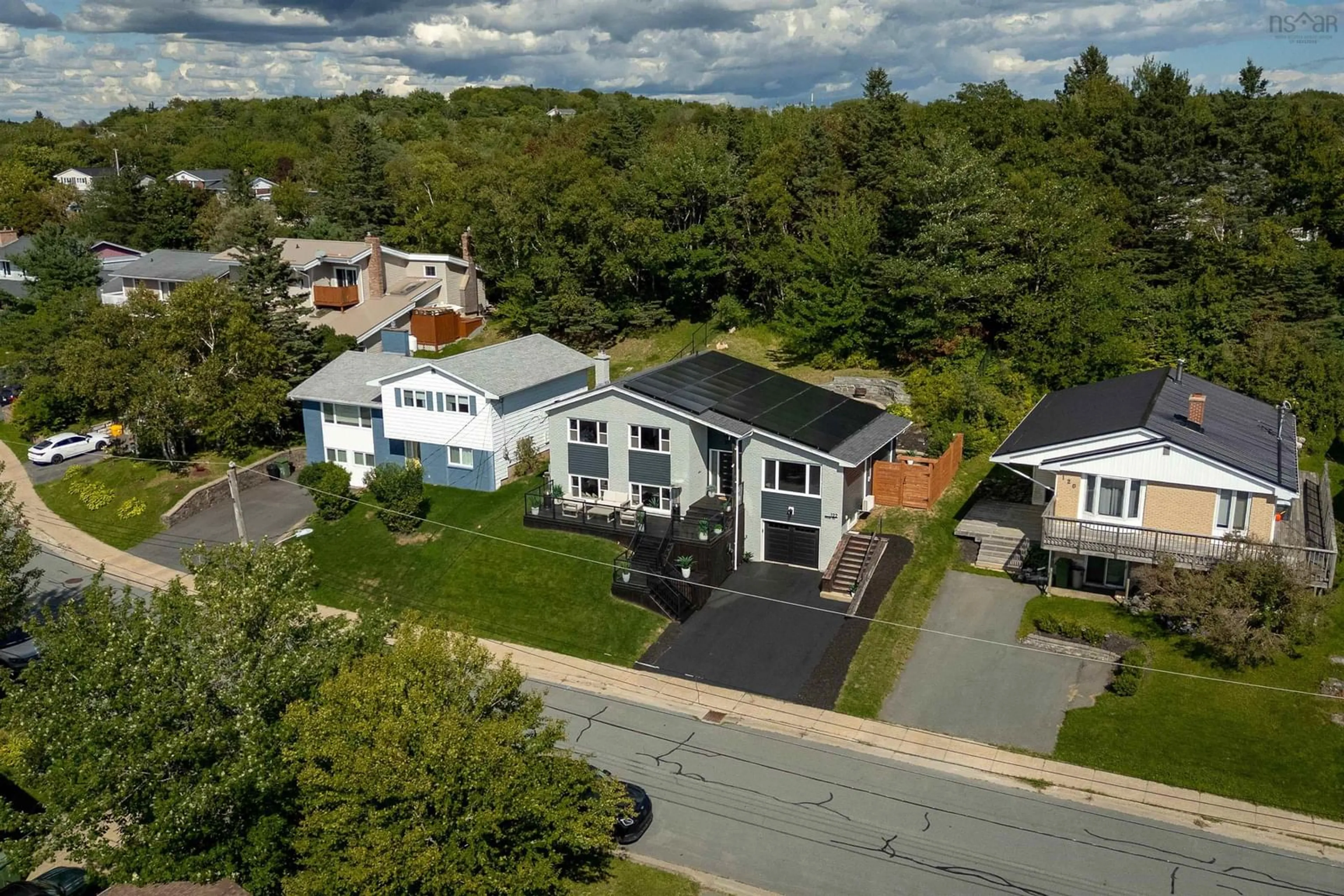 A pic from outside/outdoor area/front of a property/back of a property/a pic from drone, street for 122 Regal Rd, Dartmouth Nova Scotia B2W 4H8