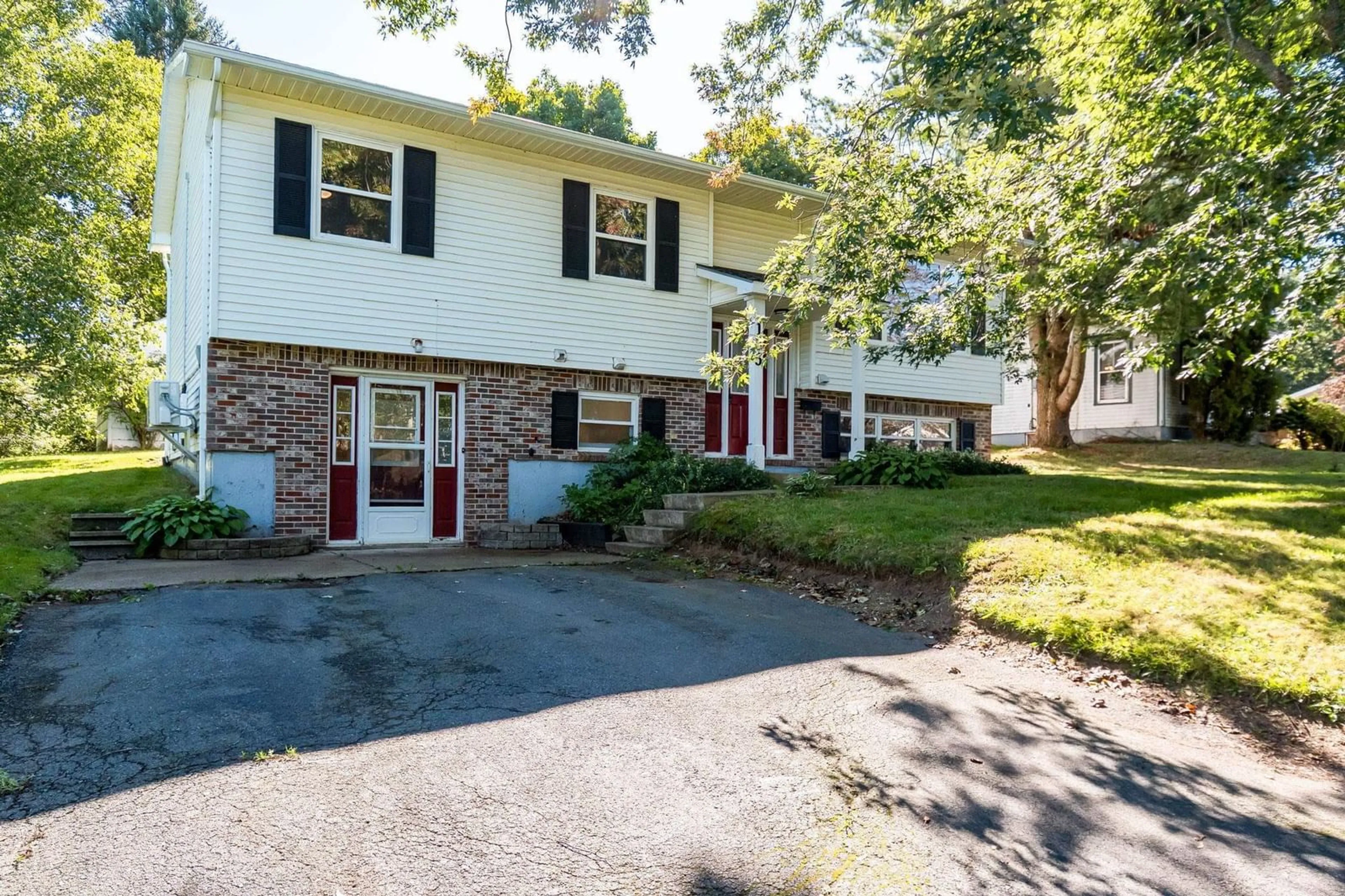 Unknown for 163 Oakdene Ave, Kentville Nova Scotia B4N 2C2
