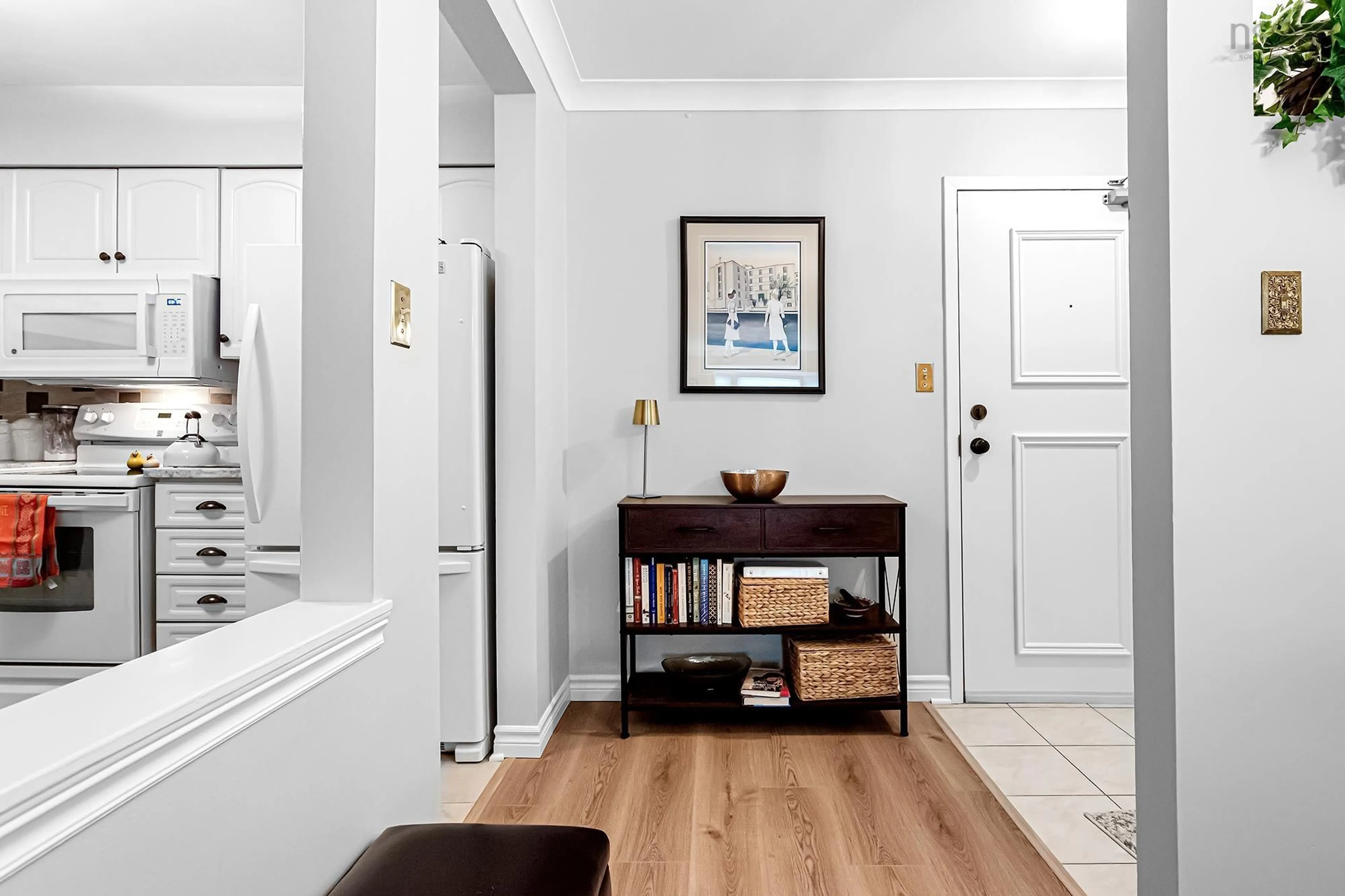 Indoor entryway for 93 Kearney Lake Rd #308, Halifax Nova Scotia B3M 4B7