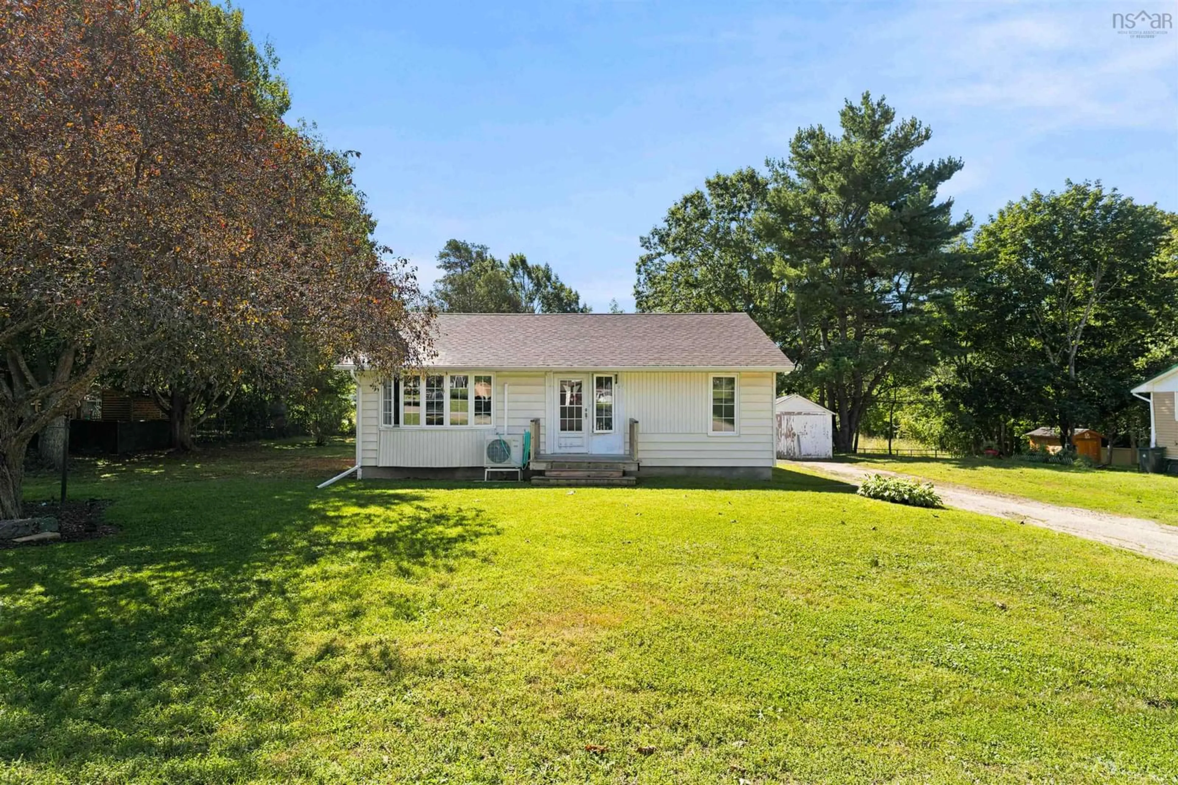 A pic from outside/outdoor area/front of a property/back of a property/a pic from drone, unknown for 223 Centennial Dr, Bridgetown Nova Scotia B0S 1C0