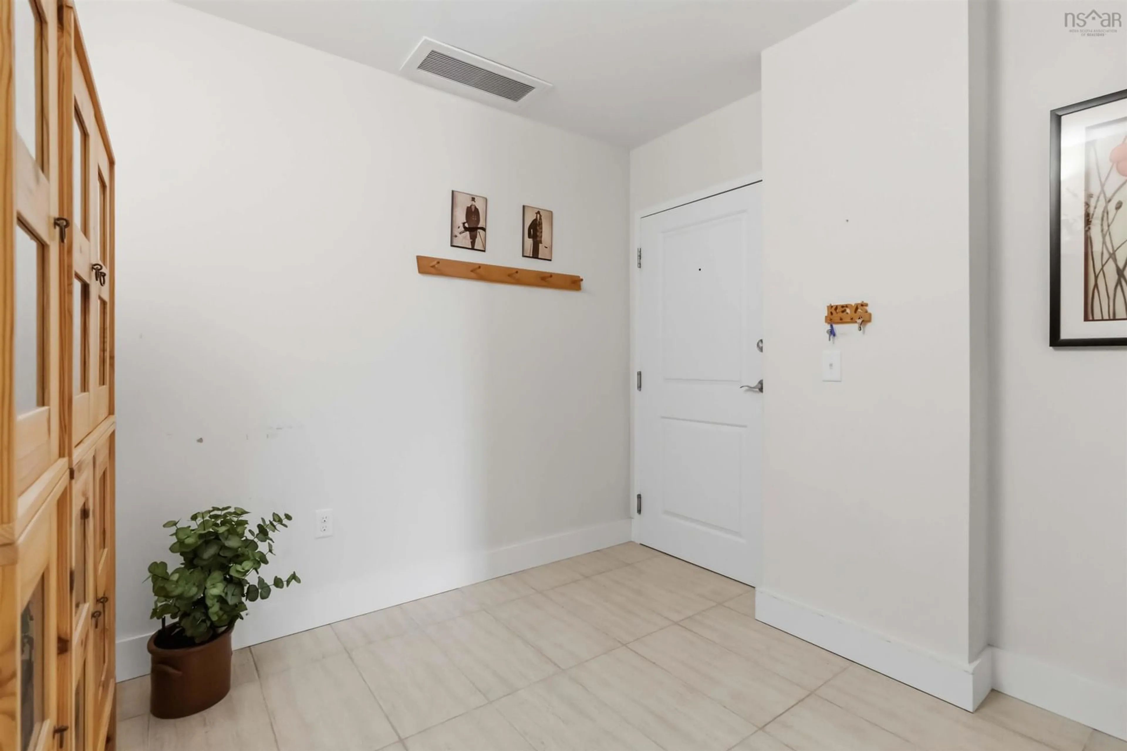 Indoor entryway for 220 Waterfront Dr #207, Bedford Nova Scotia B4A 0H3