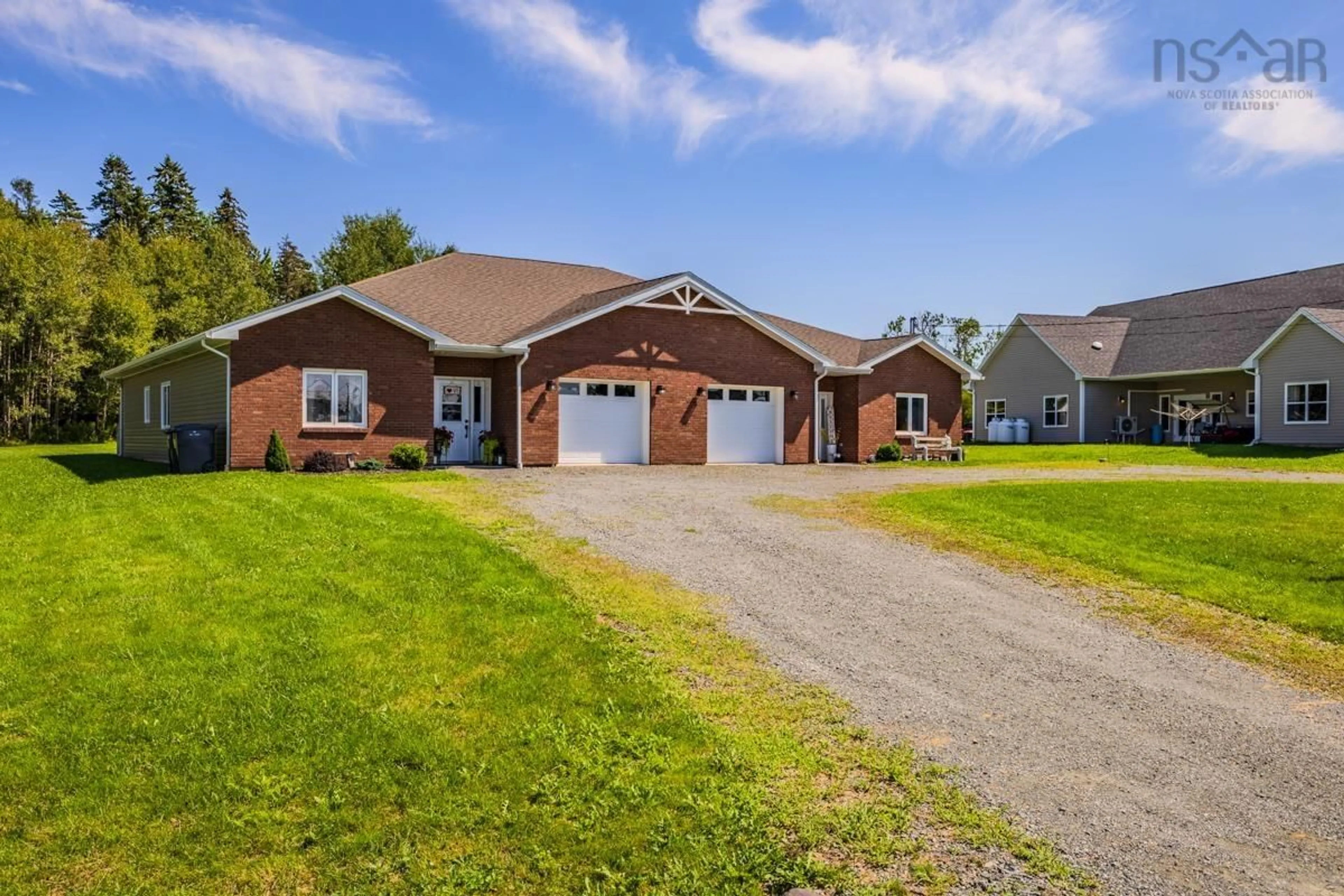 A pic from outside/outdoor area/front of a property/back of a property/a pic from drone, street for 144-146 Village Line Ave, Valley Nova Scotia B2N 0J3