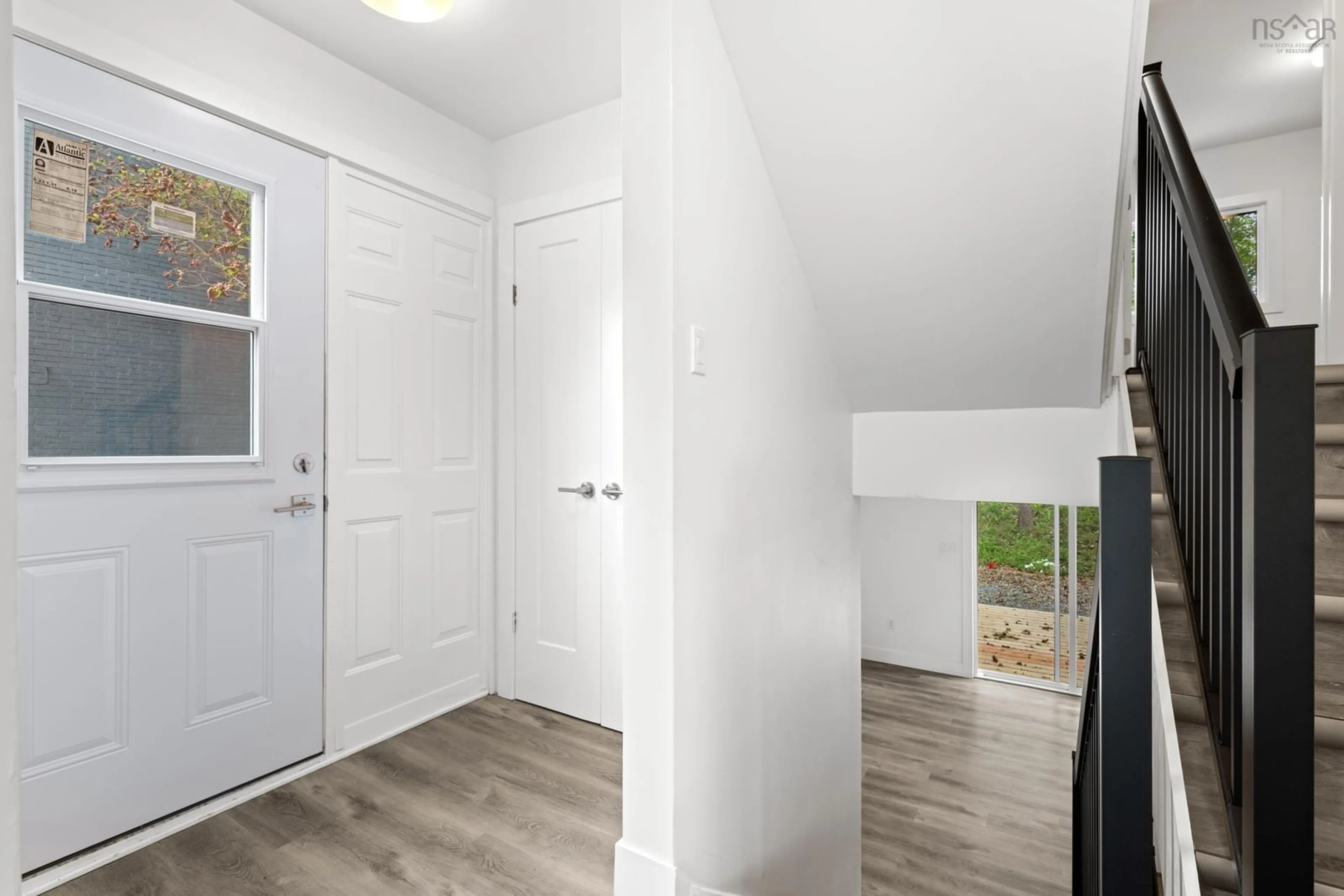 Indoor entryway for 23-23A Ruben Crt, Dartmouth Nova Scotia B2X 1L9