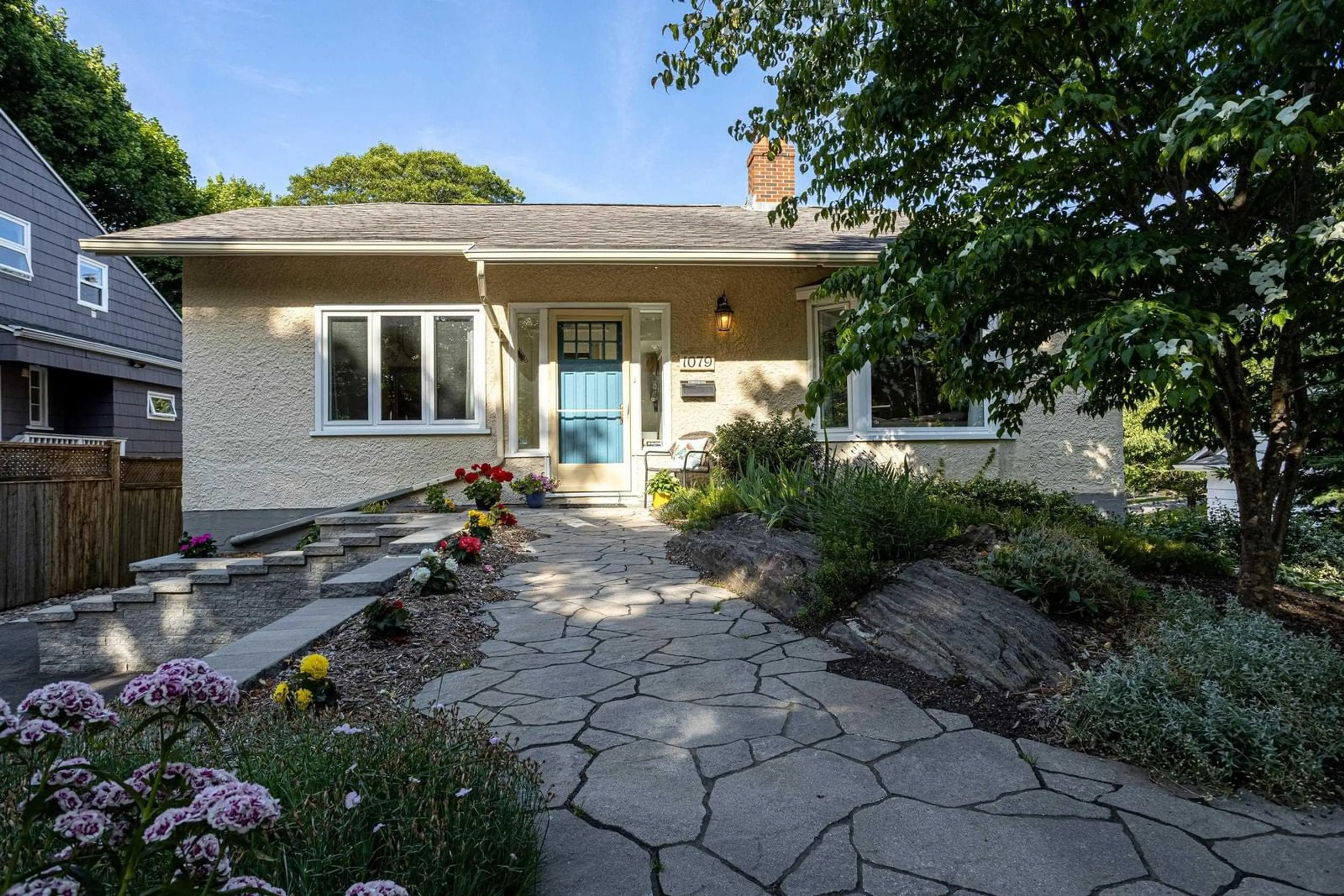 Unknown for 1079 Bellevue Ave, Halifax Nova Scotia B3H 3M2