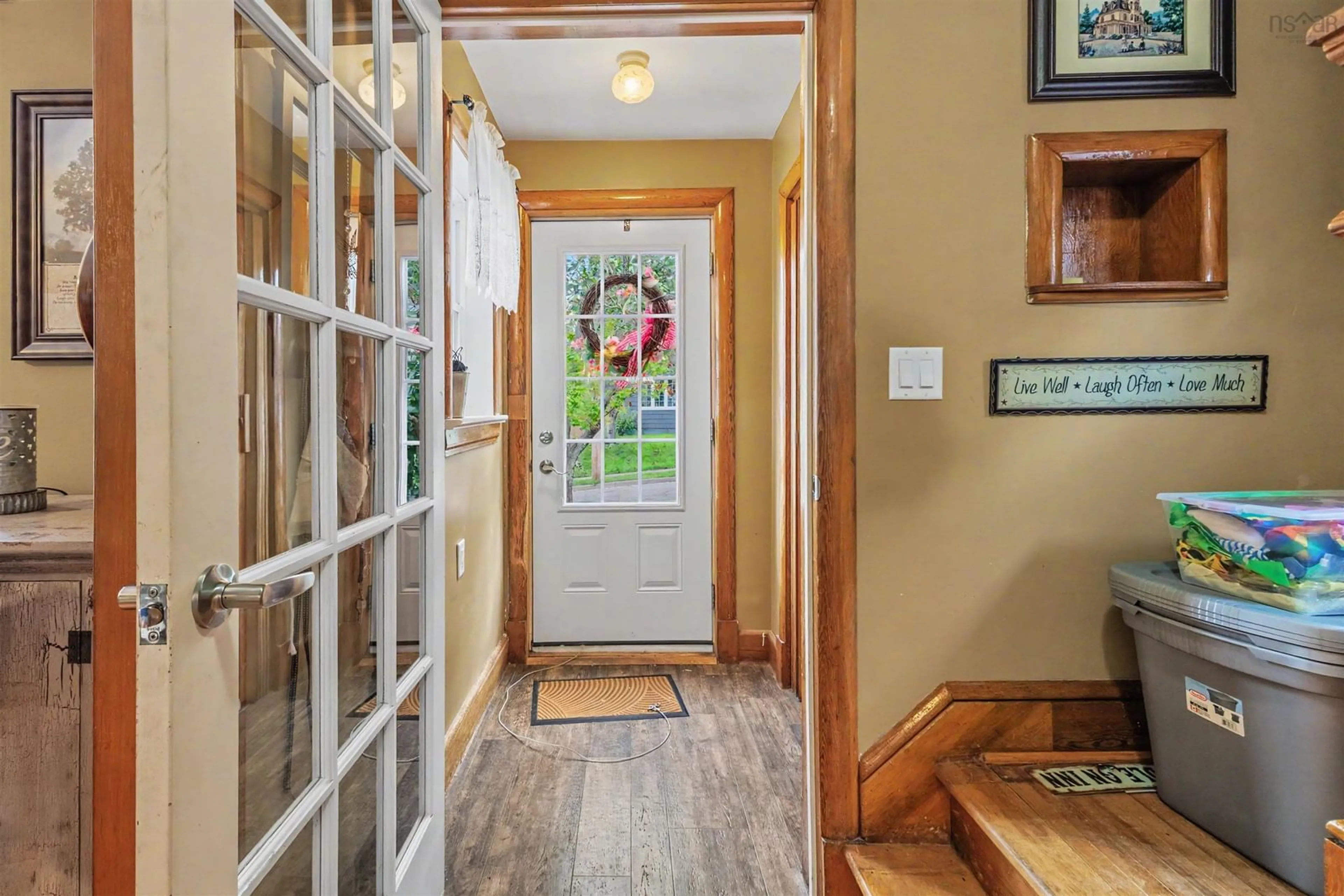 Indoor entryway for 87 Harold St, Sydney Nova Scotia B1P 3M2