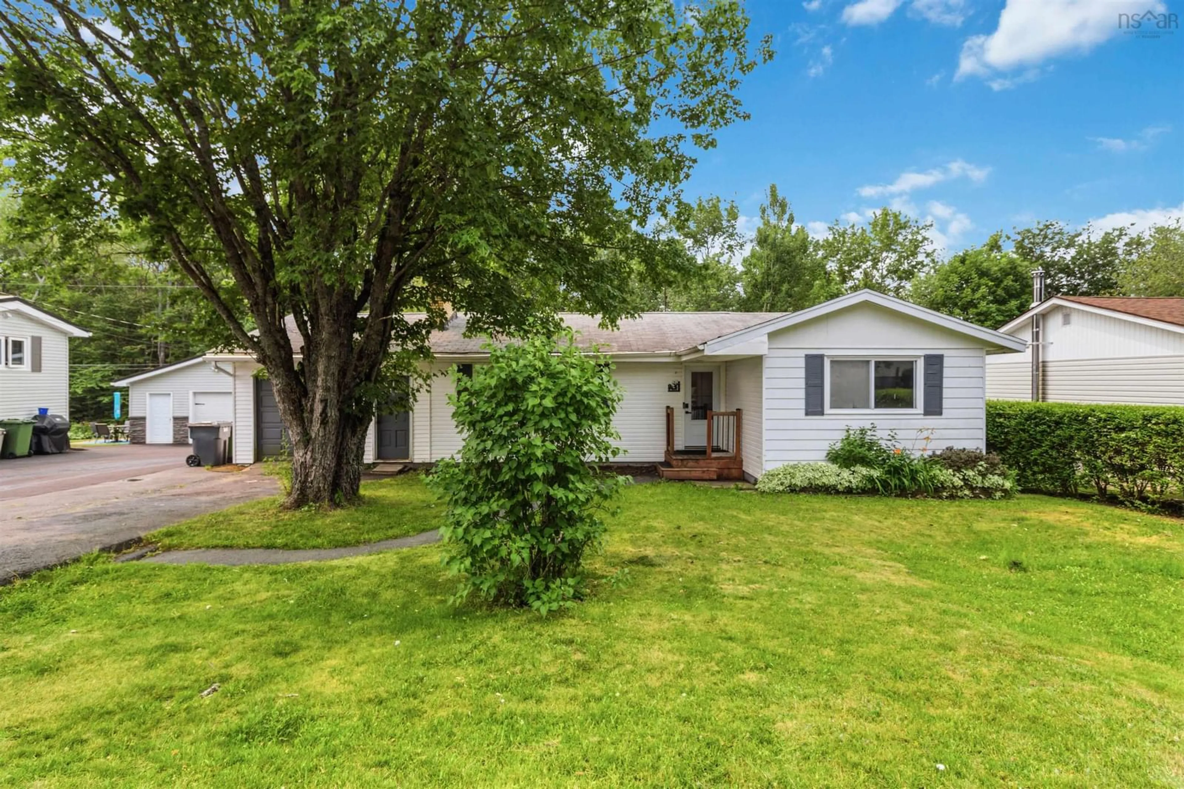 Home with vinyl exterior material, street for 72 Beaumont Dr, Lower Sackville Nova Scotia B4C 1V6