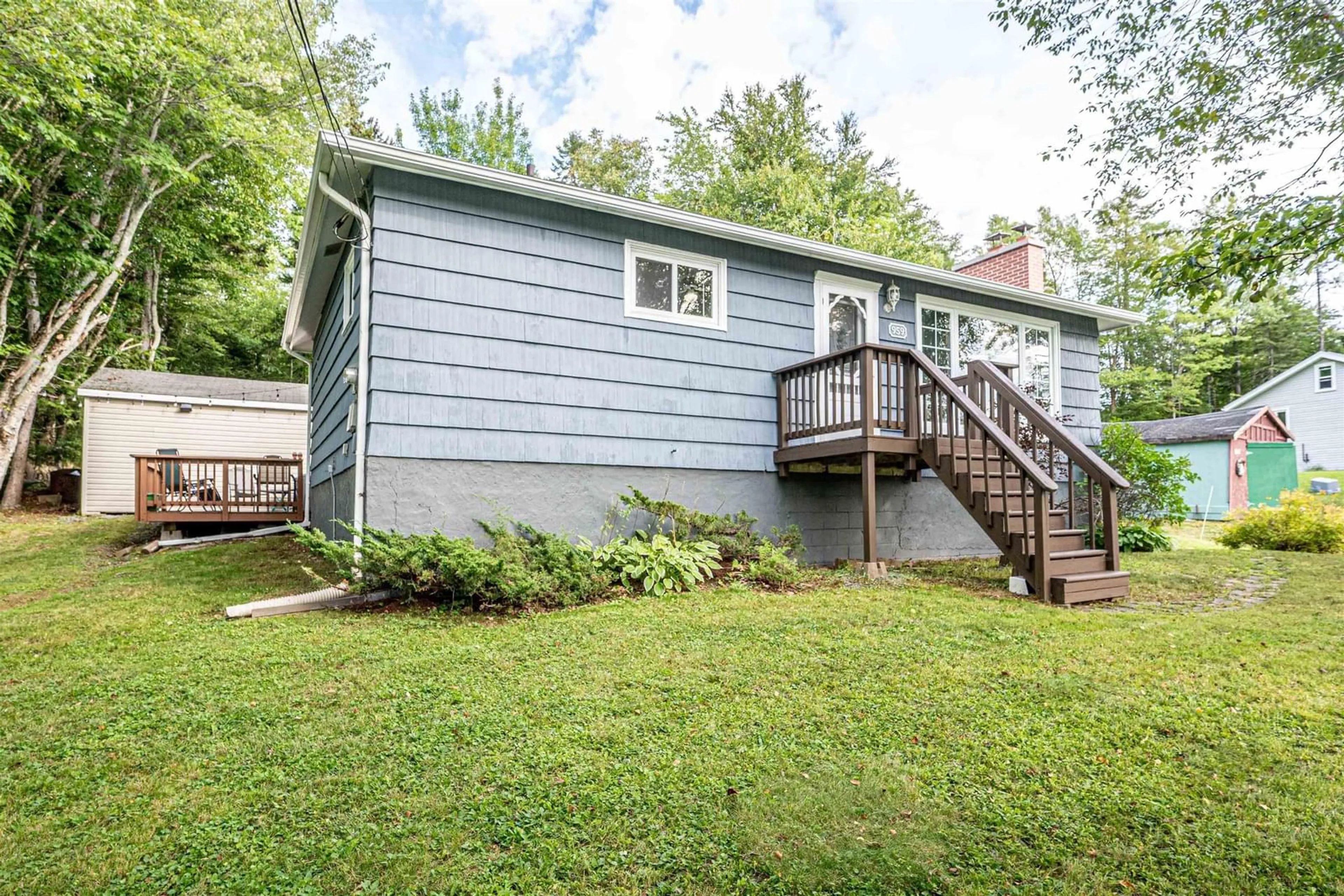 Home with vinyl exterior material, unknown for 959 Beaver Bank Rd, Beaver Bank Nova Scotia B4G 1B1