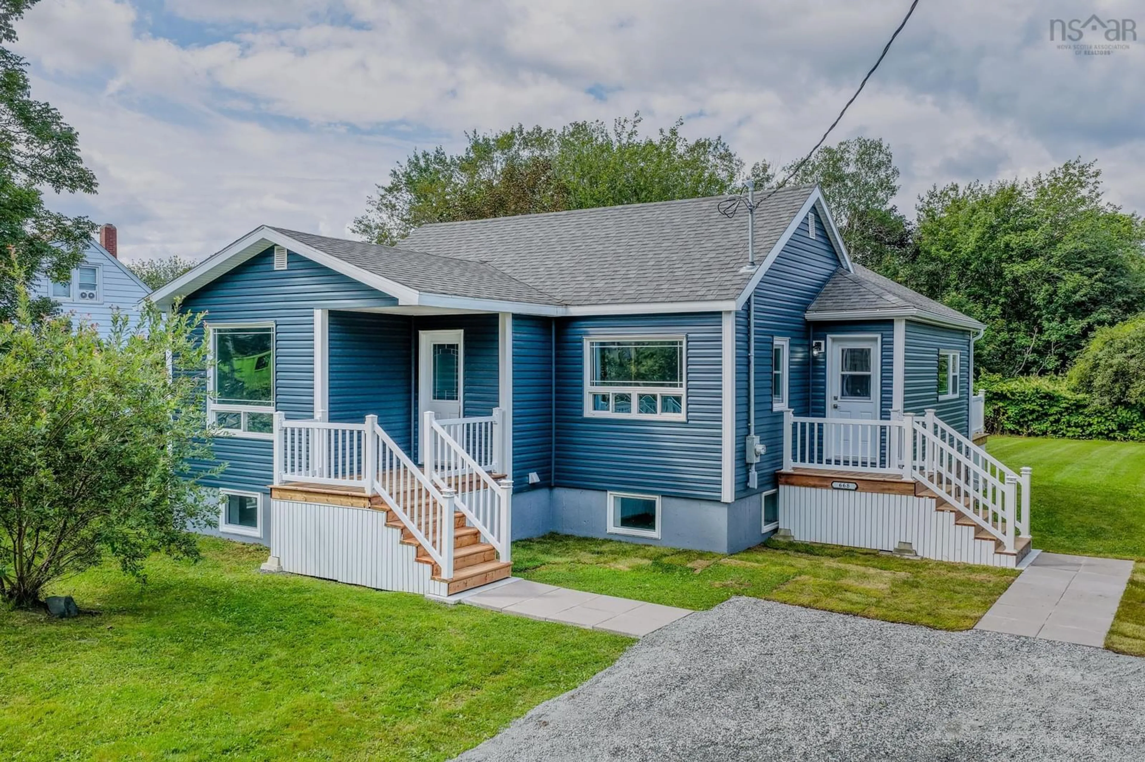 Home with vinyl exterior material, street for 668 Alexandra St, Sydney Nova Scotia B1S 3T1