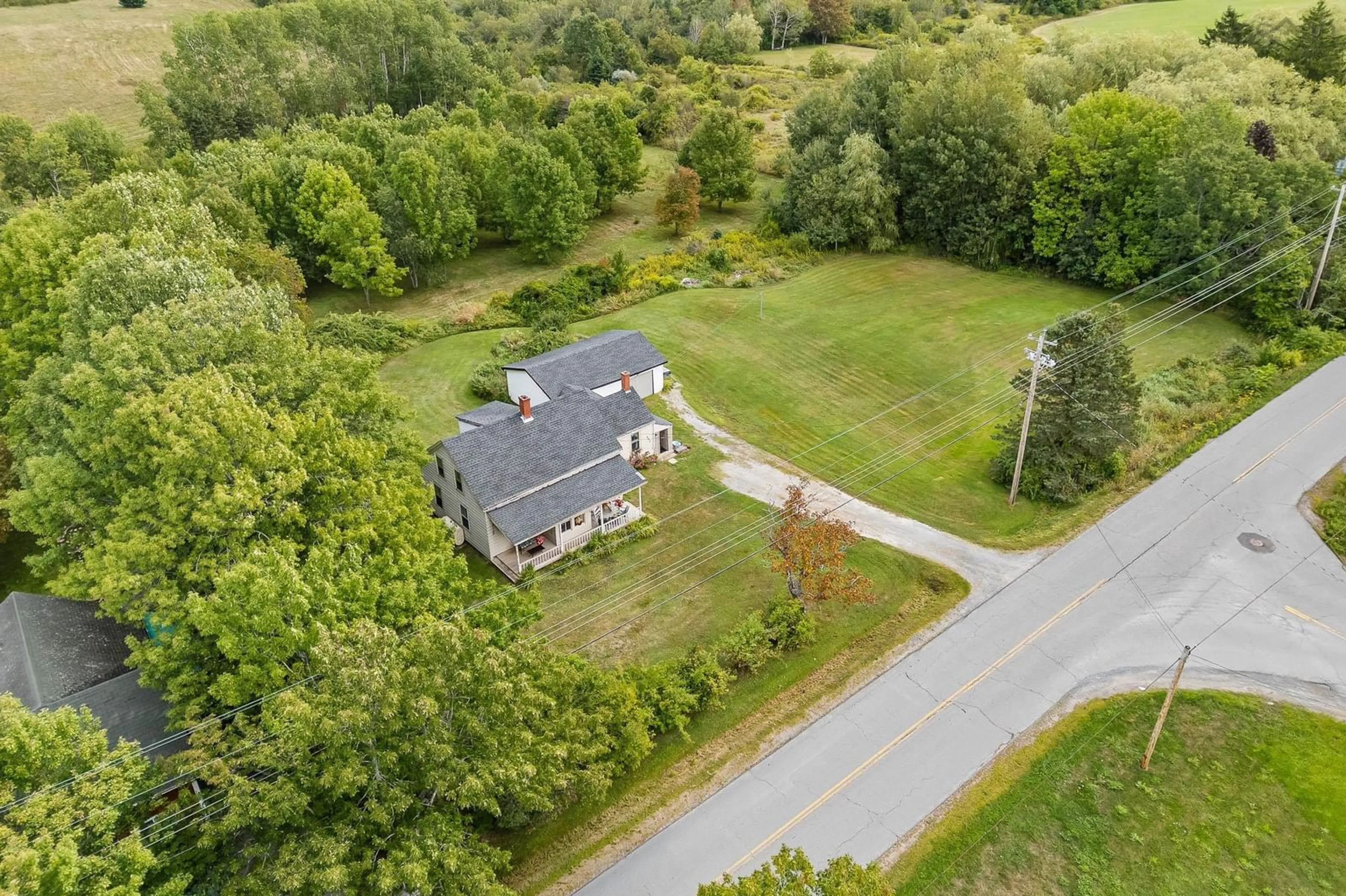 A pic from outside/outdoor area/front of a property/back of a property/a pic from drone, unknown for 442 Lockhartville Rd, Hants Border Nova Scotia B0P 1P0