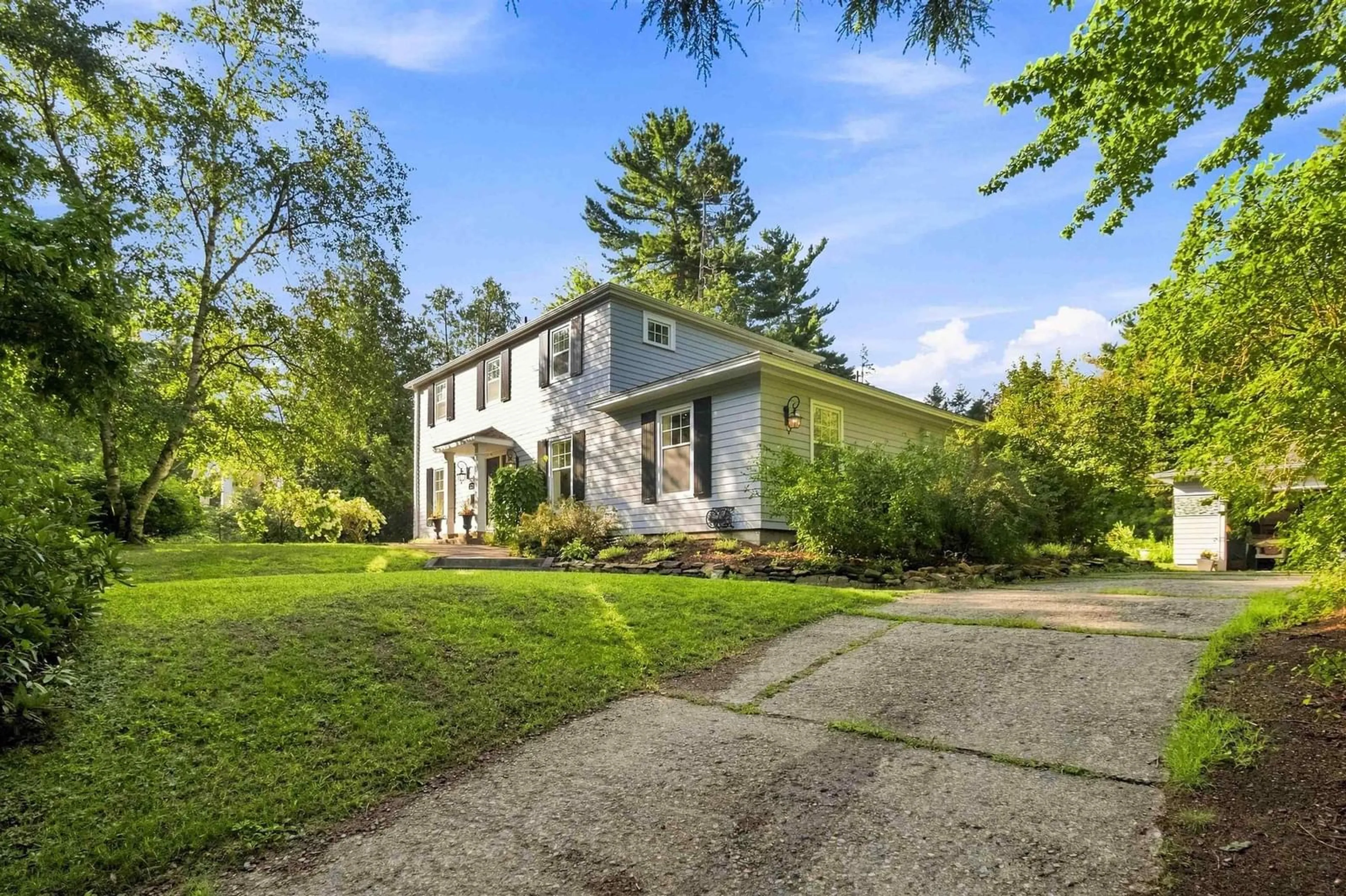 A pic from outside/outdoor area/front of a property/back of a property/a pic from drone, street for 232 Alexandra Ave, Bridgewater Nova Scotia B4V 1H9