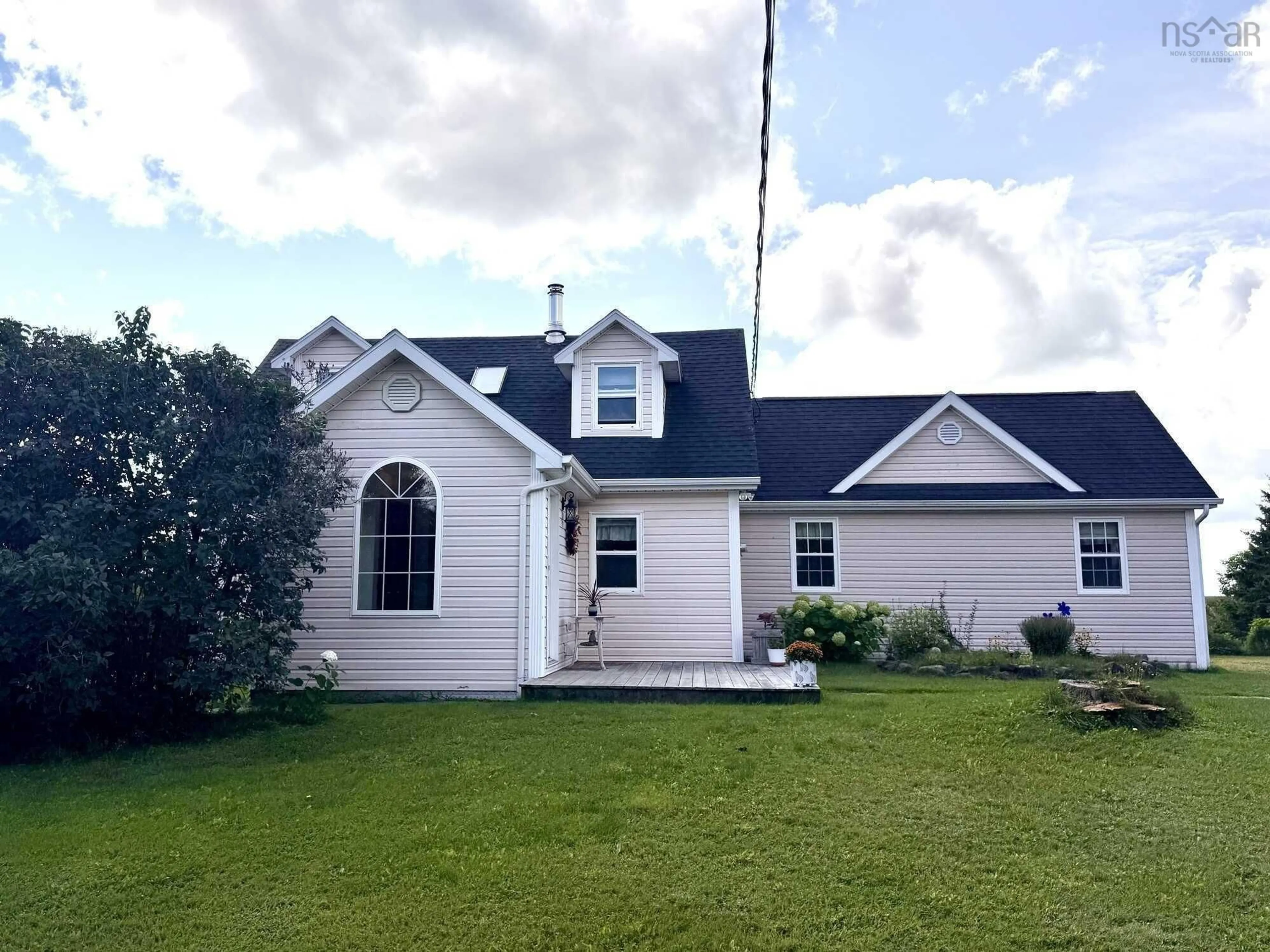 Home with vinyl exterior material, unknown for 342 Ns-337, Antigonish Nova Scotia B2G 2L2