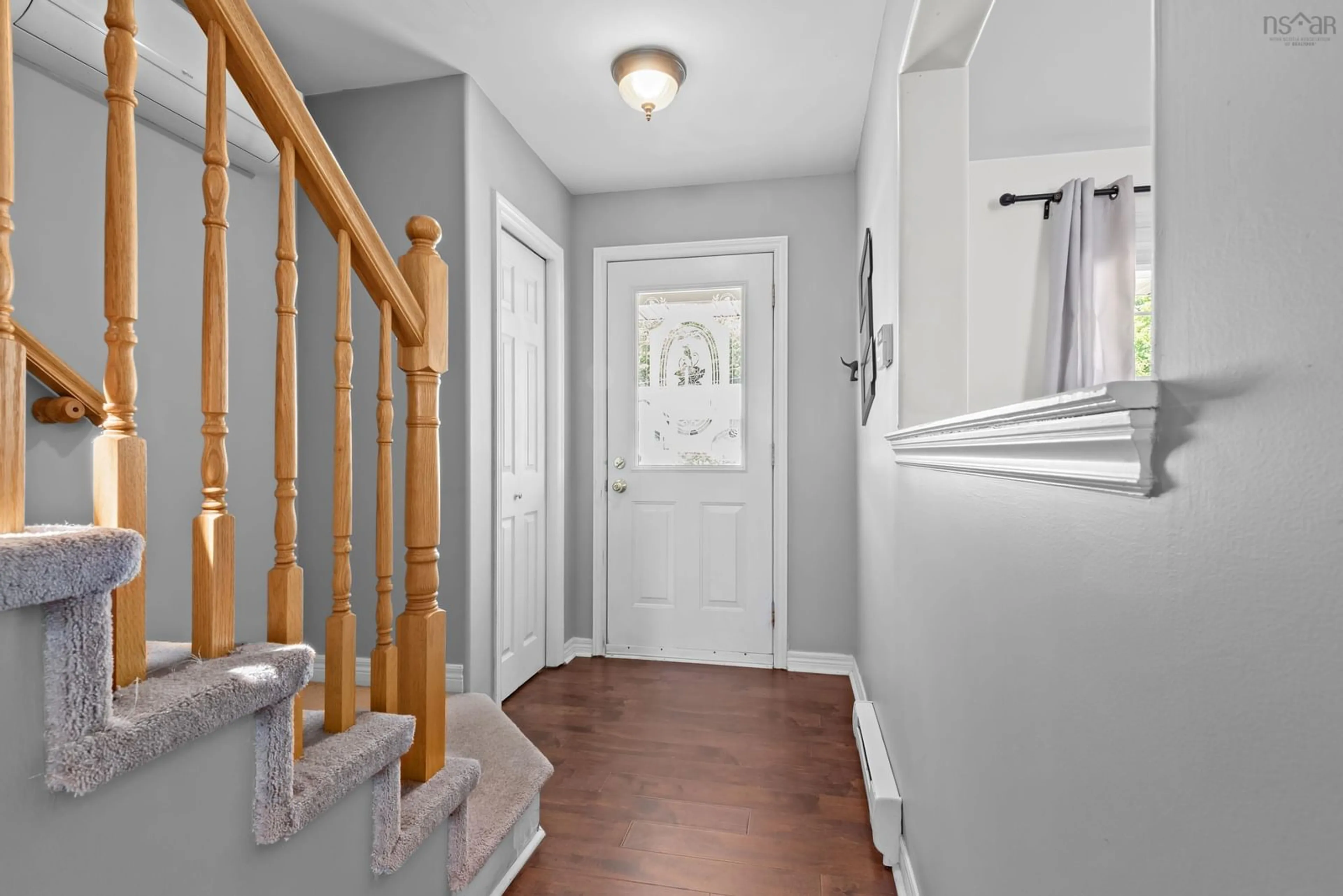 Indoor entryway for 31 Hewer Cres, Middle Sackville Nova Scotia B4E 3E4