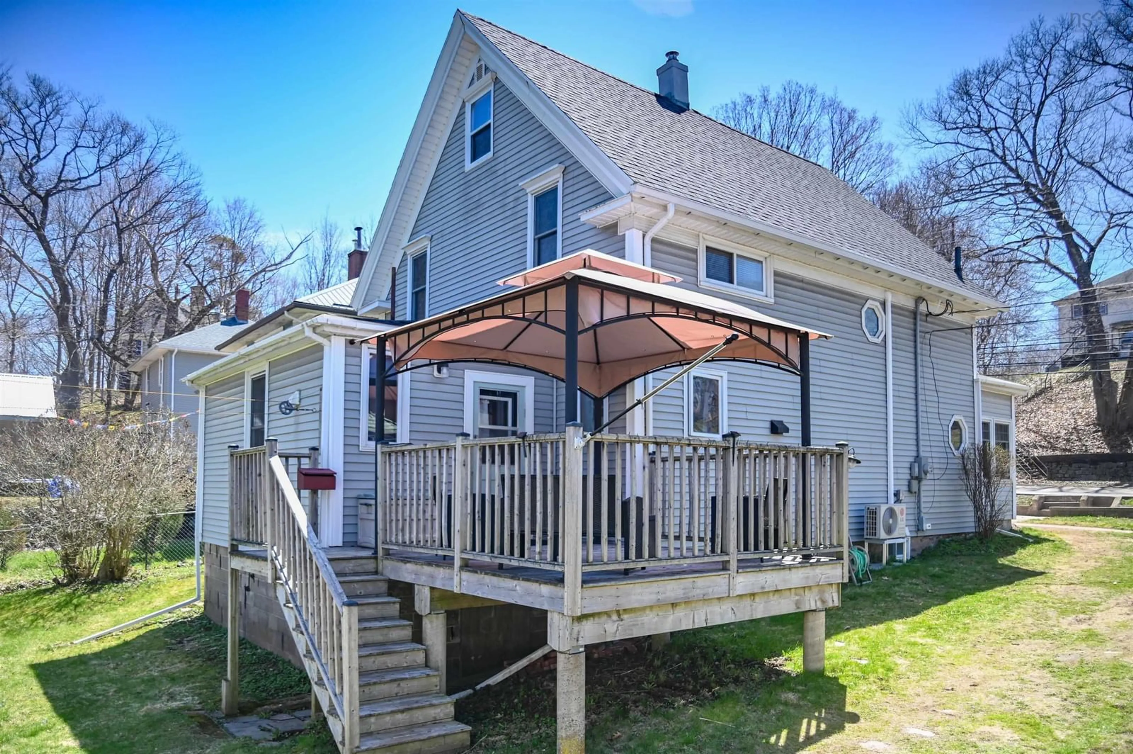 Patio, street for 201 Main Street, Kentville Nova Scotia B4N 1J6