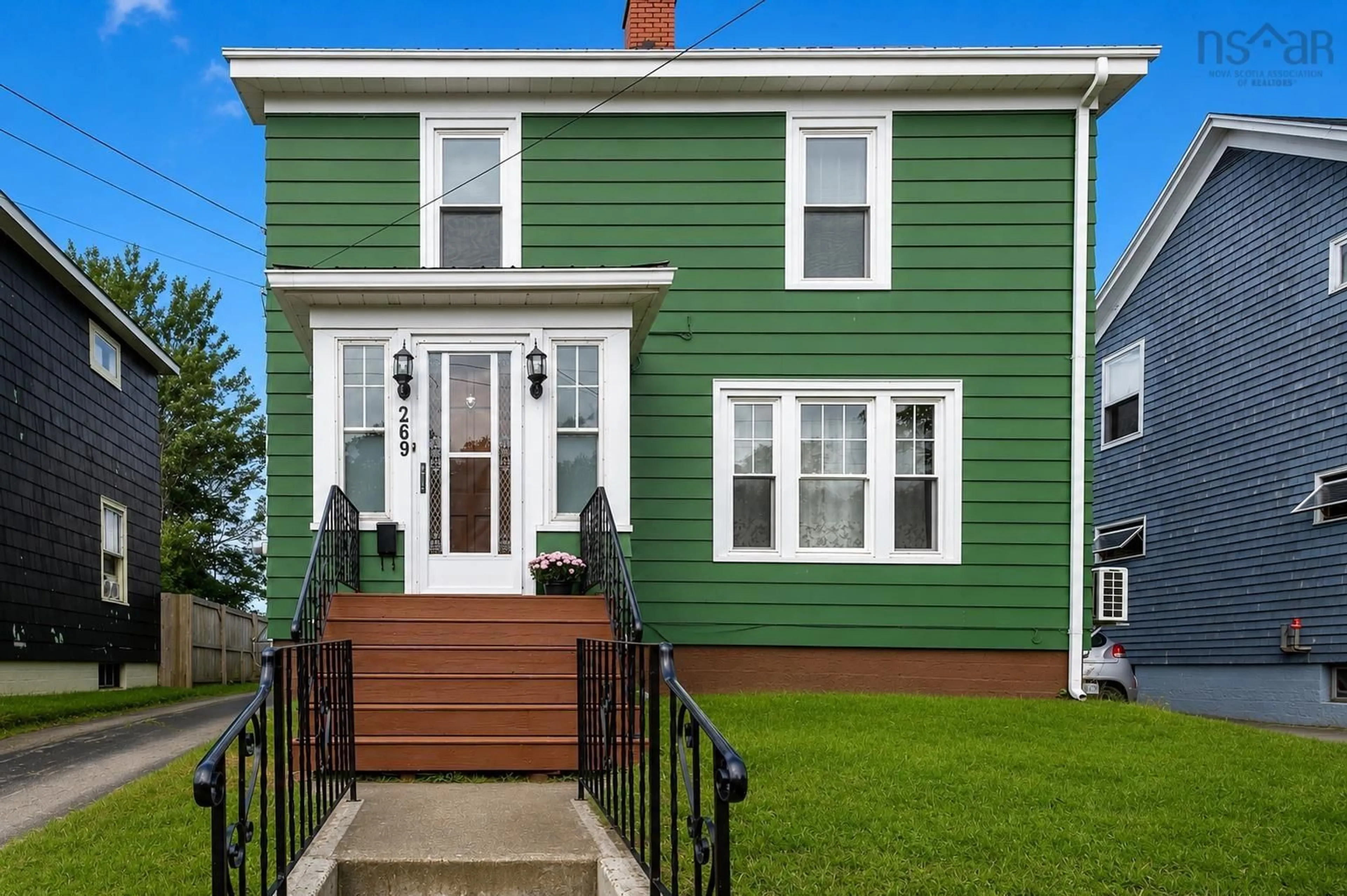 Home with vinyl exterior material, street for 269 Union St, Sydney Nova Scotia B1P 4Y3