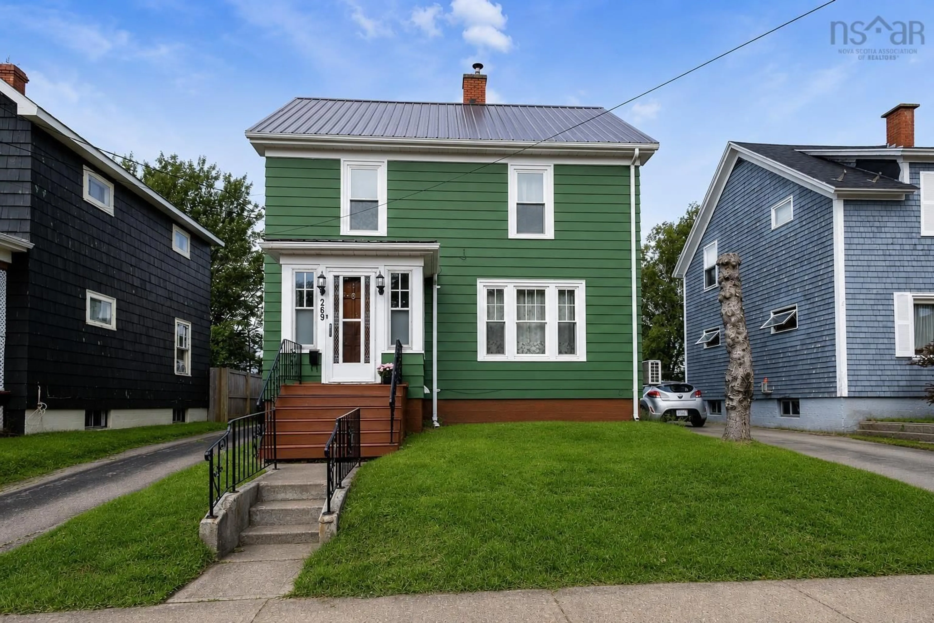 Home with vinyl exterior material, street for 269 Union St, Sydney Nova Scotia B1P 4Y3