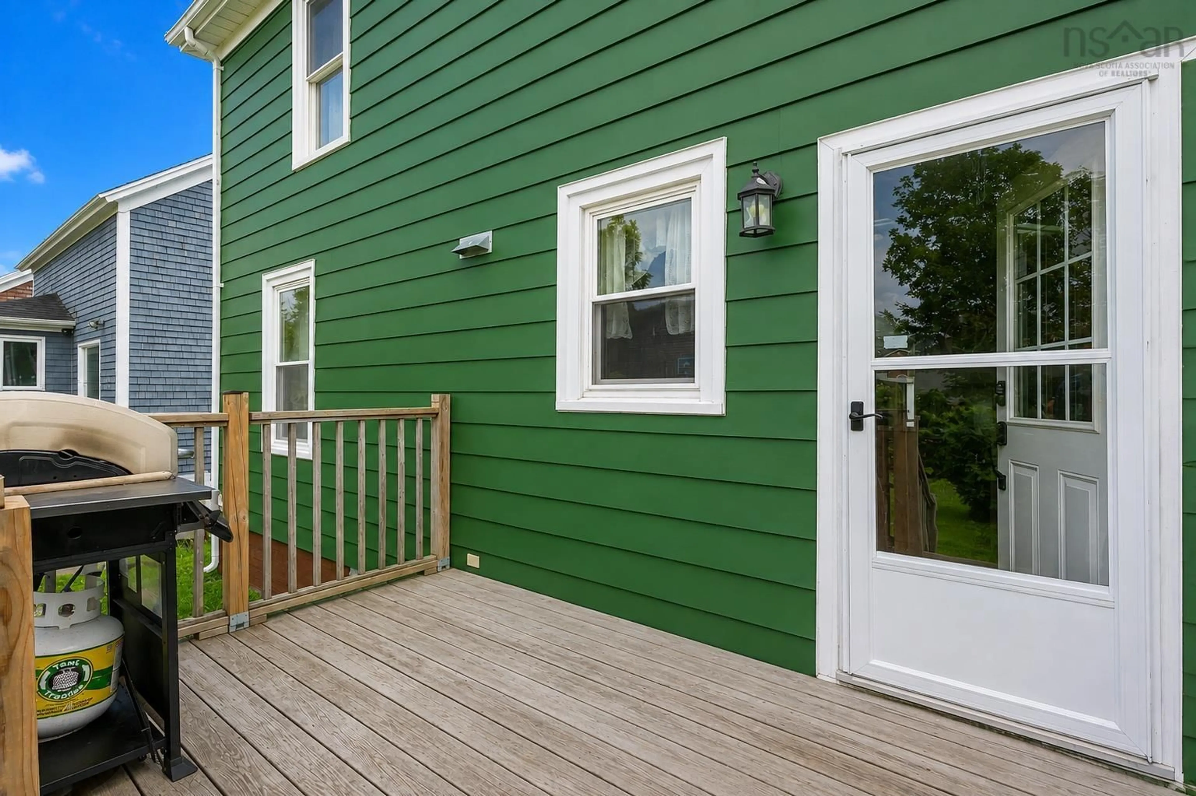 Home with vinyl exterior material, unknown for 269 Union St, Sydney Nova Scotia B1P 4Y3