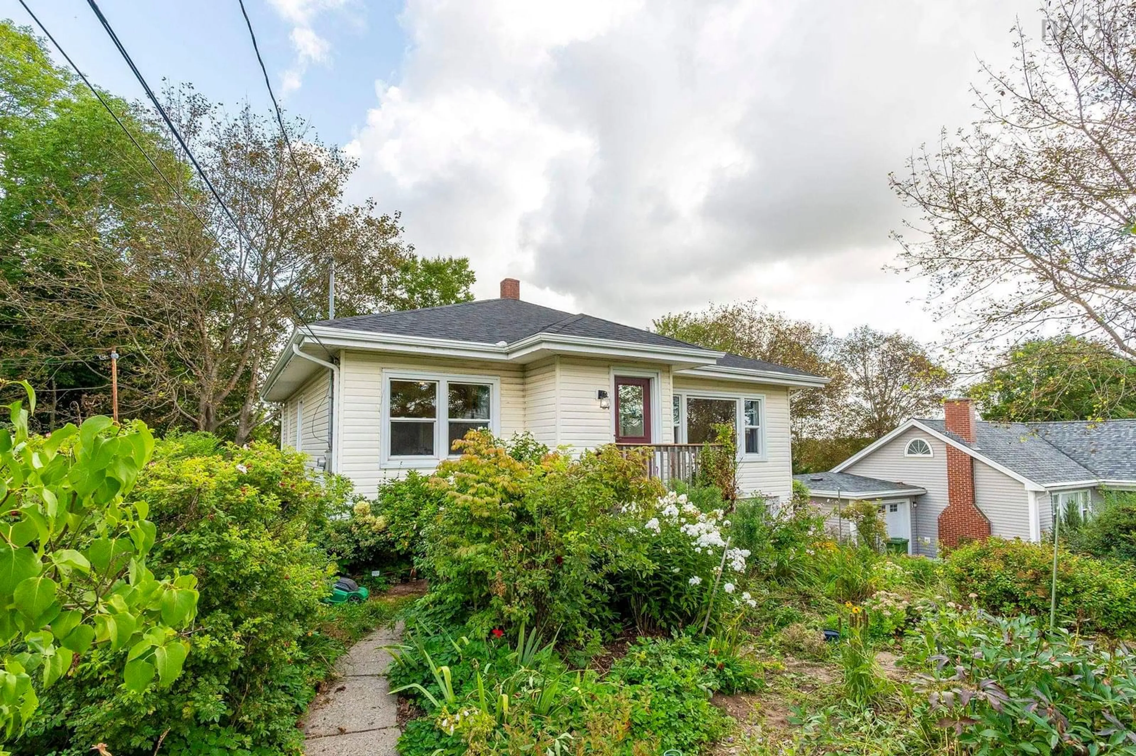 A pic from outside/outdoor area/front of a property/back of a property/a pic from drone, street for 24 Crichton Park Rd, Dartmouth Nova Scotia B3A 2N8