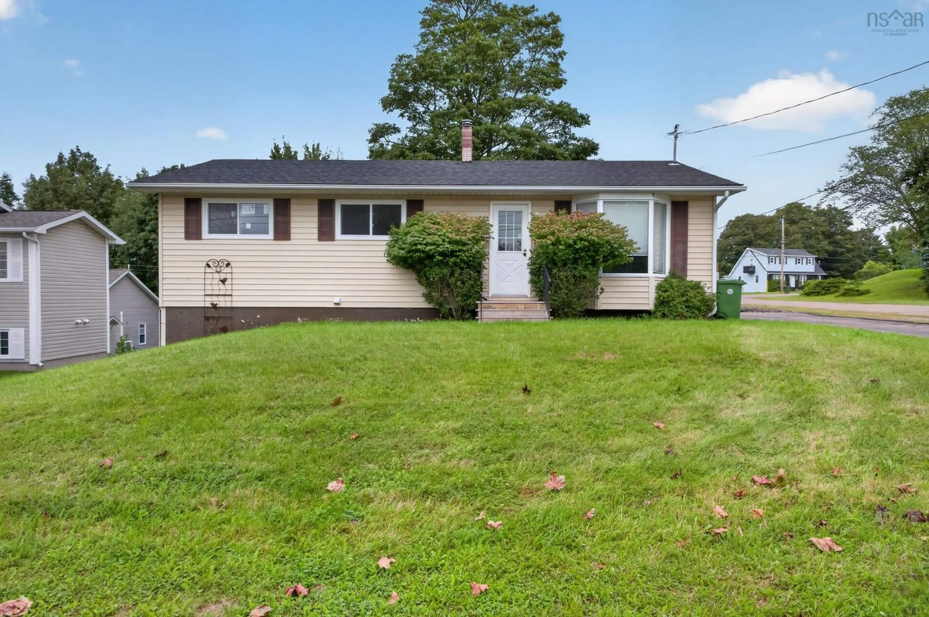 Home with vinyl exterior material, water/lake/river/ocean view for 35 Lockhart Ave, Lower Truro Nova Scotia B2N 5T6