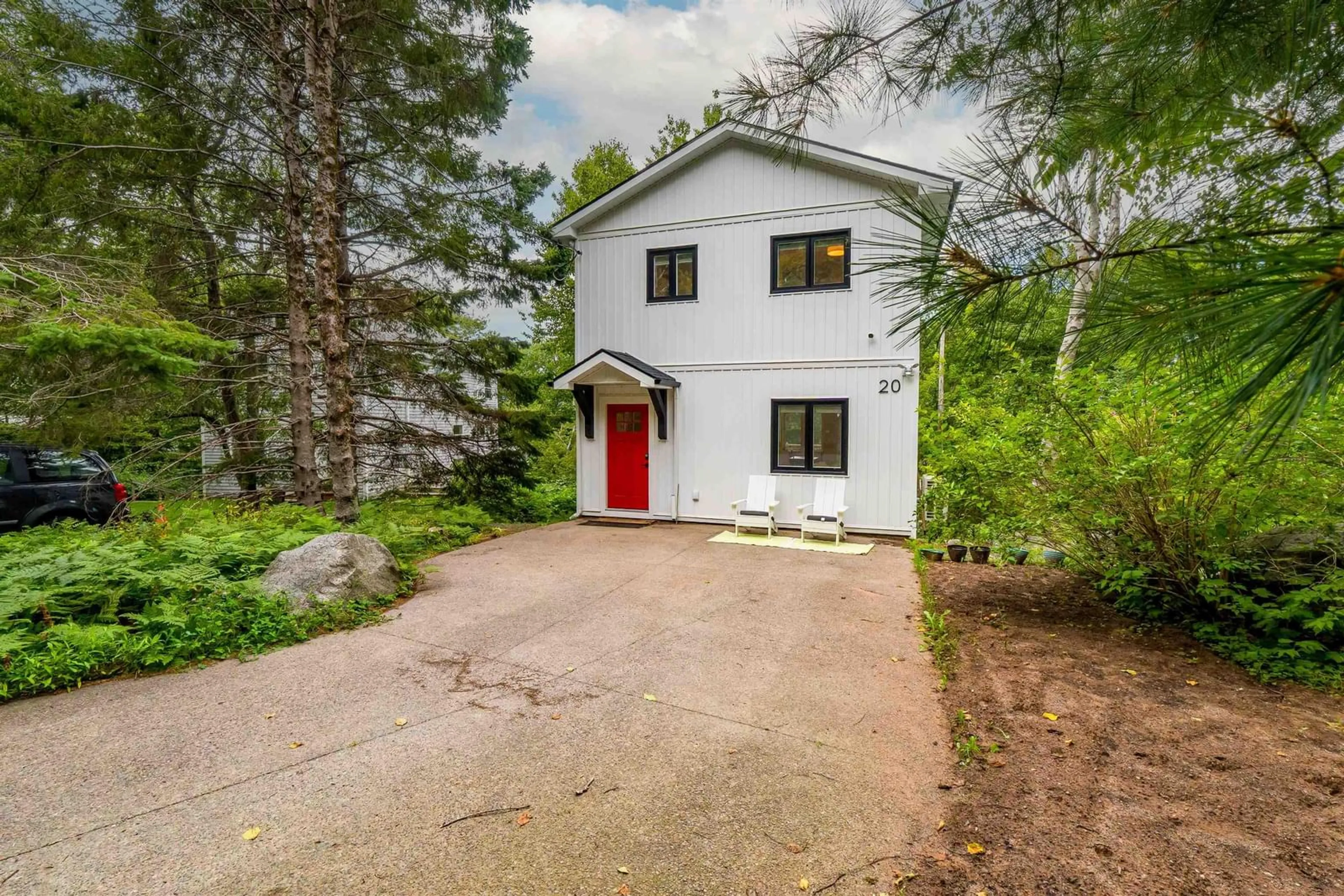 Unknown for 20 1/2 Melville Ave, Halifax Nova Scotia B3P 1E1