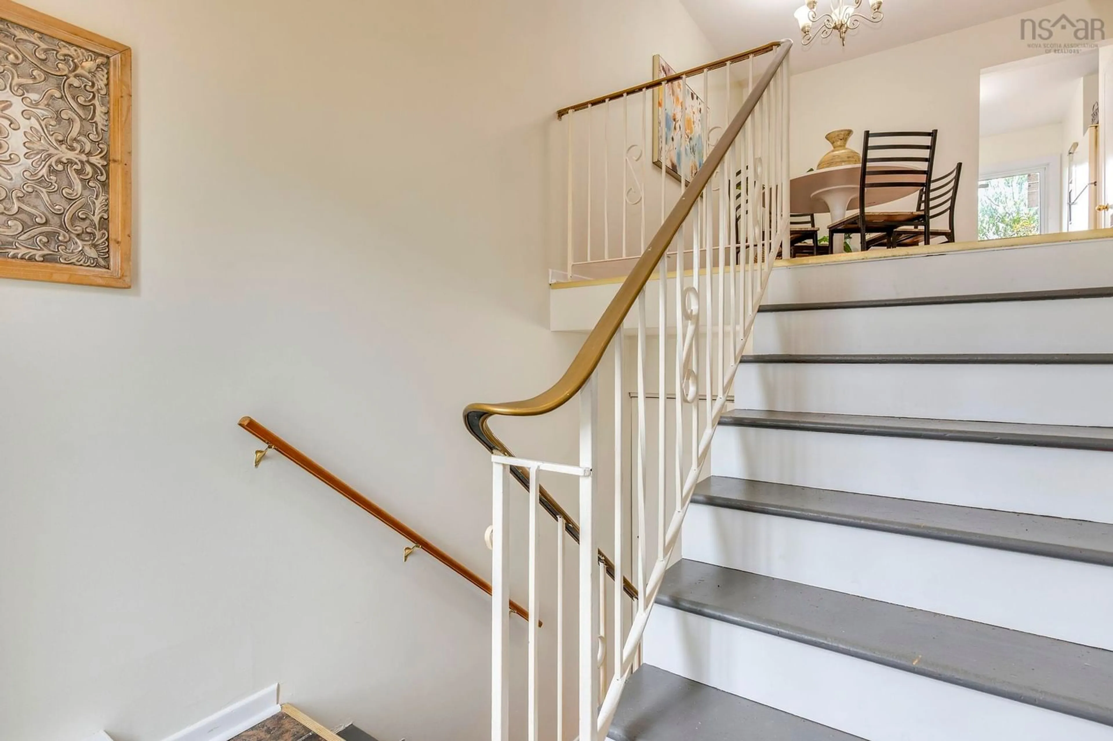 Stairs for 448 Renfrew St, Dartmouth Nova Scotia B2Y 2M5