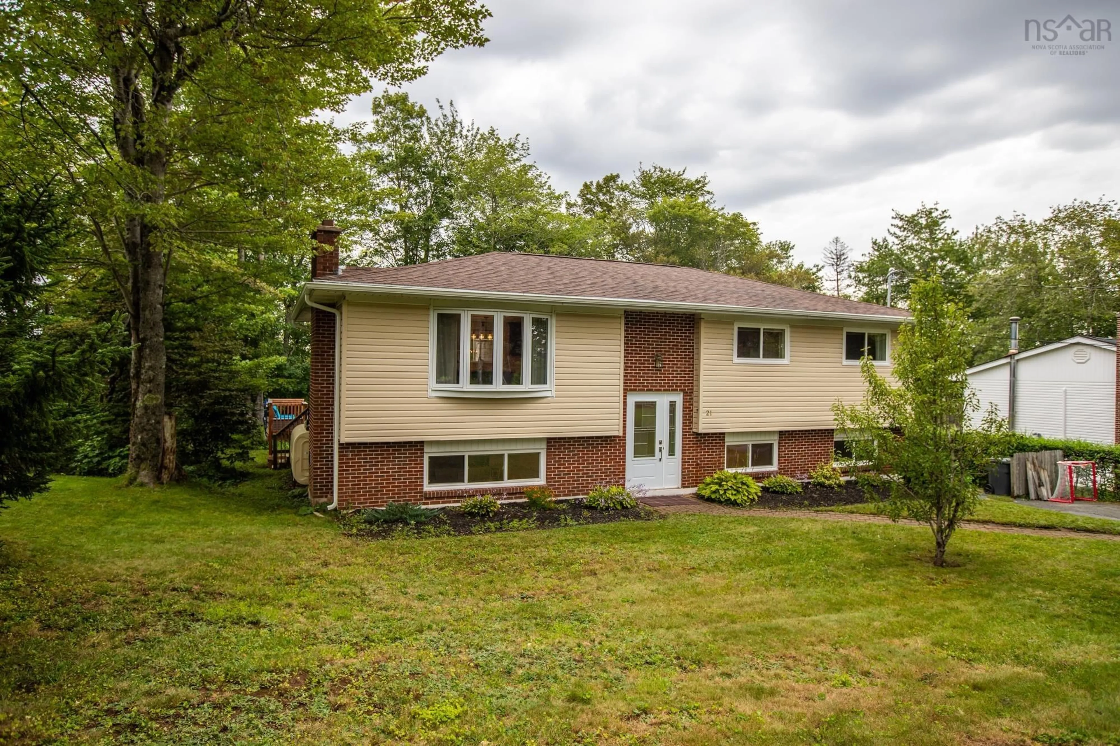 Home with vinyl exterior material, street for 21 Franklyn Drive, Beaver Bank Nova Scotia B4G 1A5