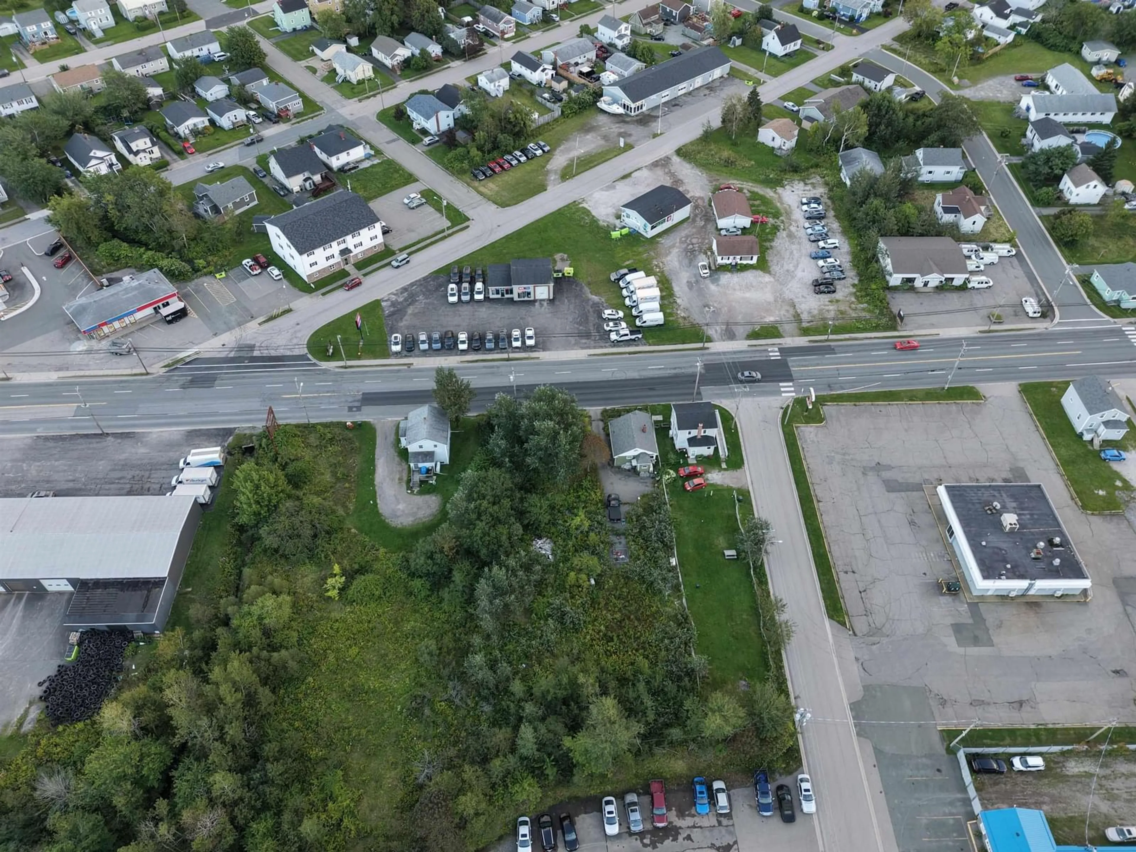 A pic from outside/outdoor area/front of a property/back of a property/a pic from drone, street for 161 Welton Street B1p 5r9, Sydney Nova Scotia B1P 5R9