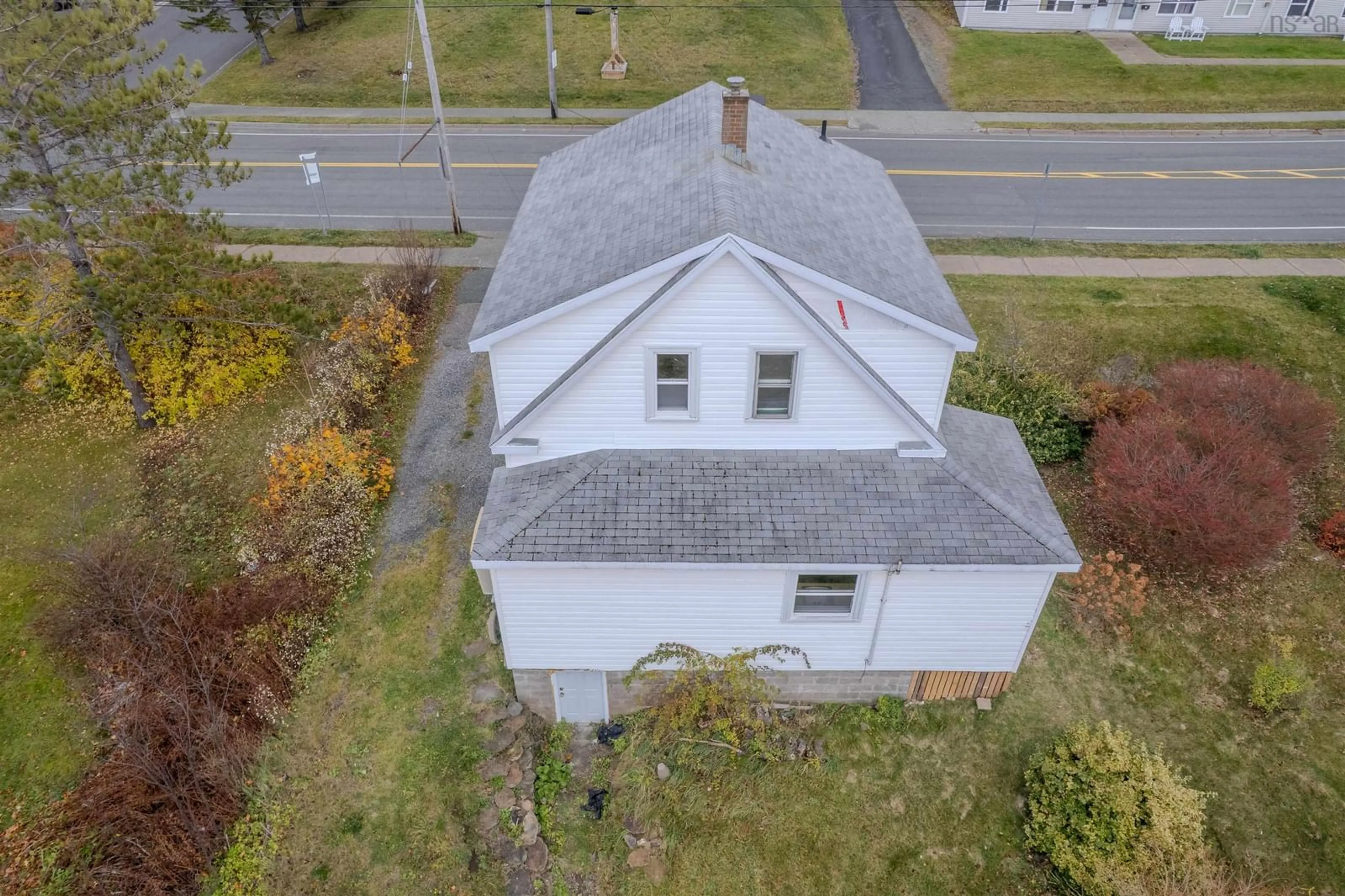 A pic from outside/outdoor area/front of a property/back of a property/a pic from drone, building for 214 Alexandra St, Sydney Nova Scotia B1P 2E8