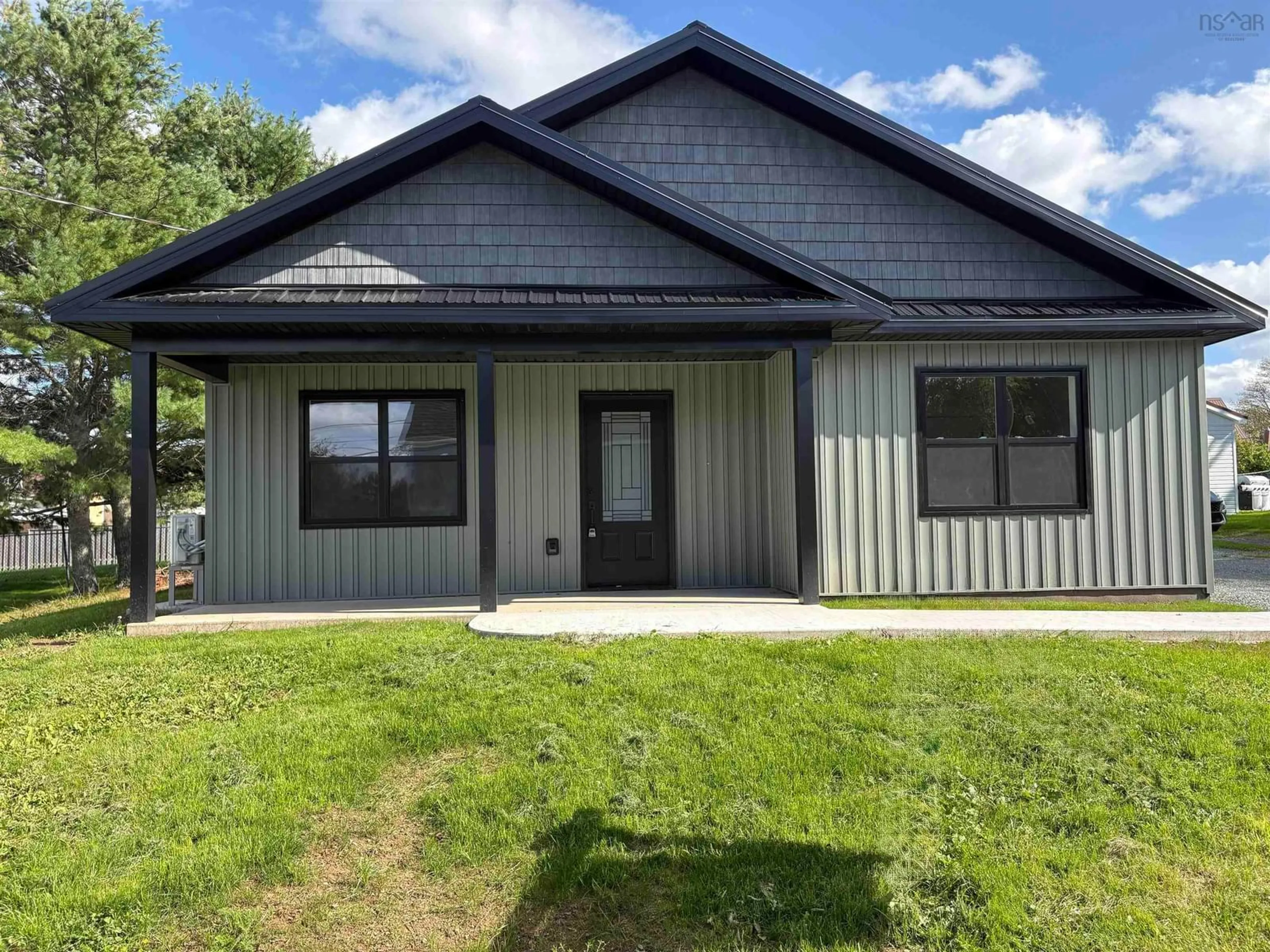 Home with vinyl exterior material, building for 1921 Rundle's Lane, Westville Nova Scotia B0K 2A0