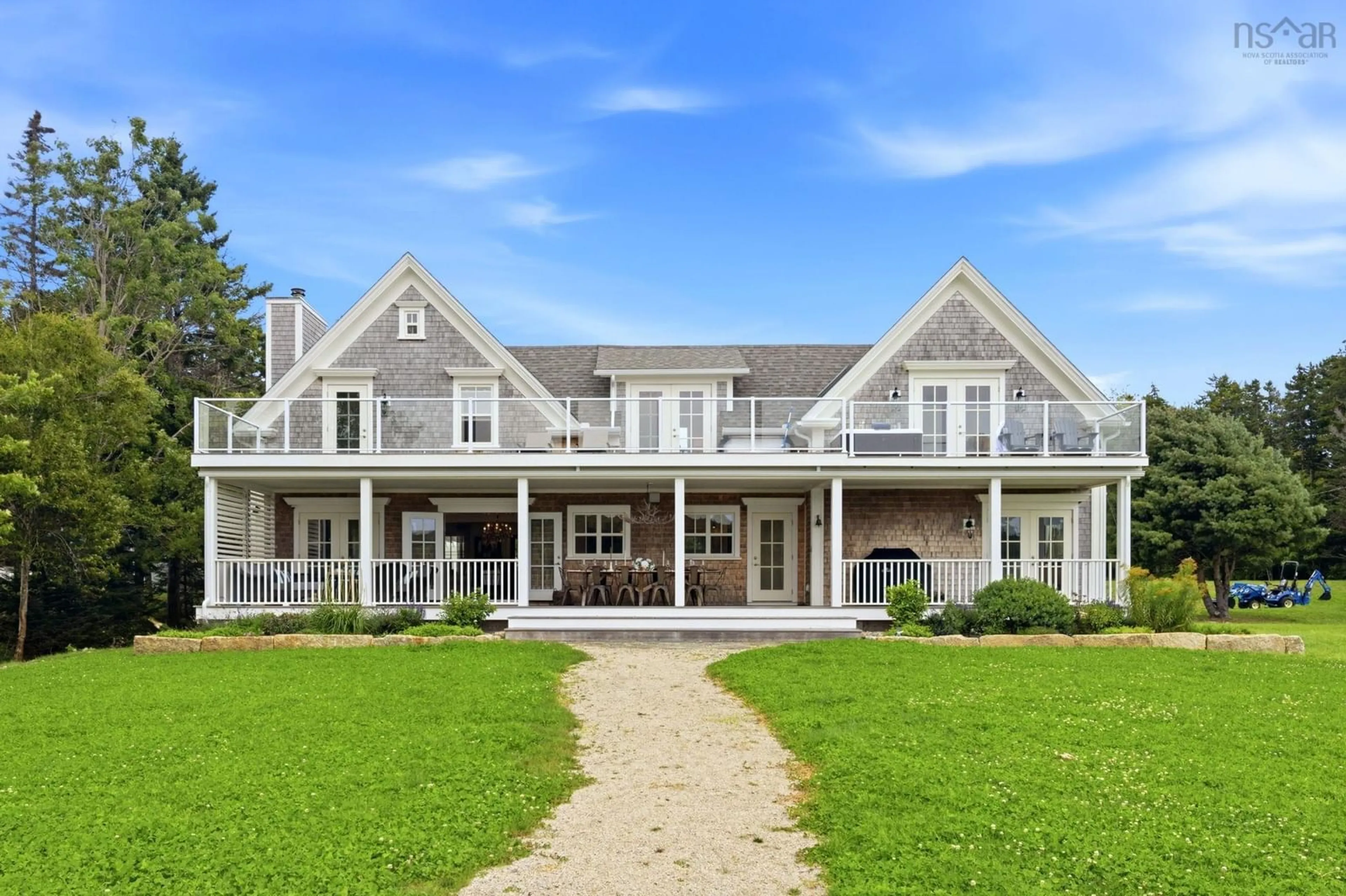 Home with vinyl exterior material, unknown for 4591 and 4587 Highway 332, East Lahave Nova Scotia B4V 0V5