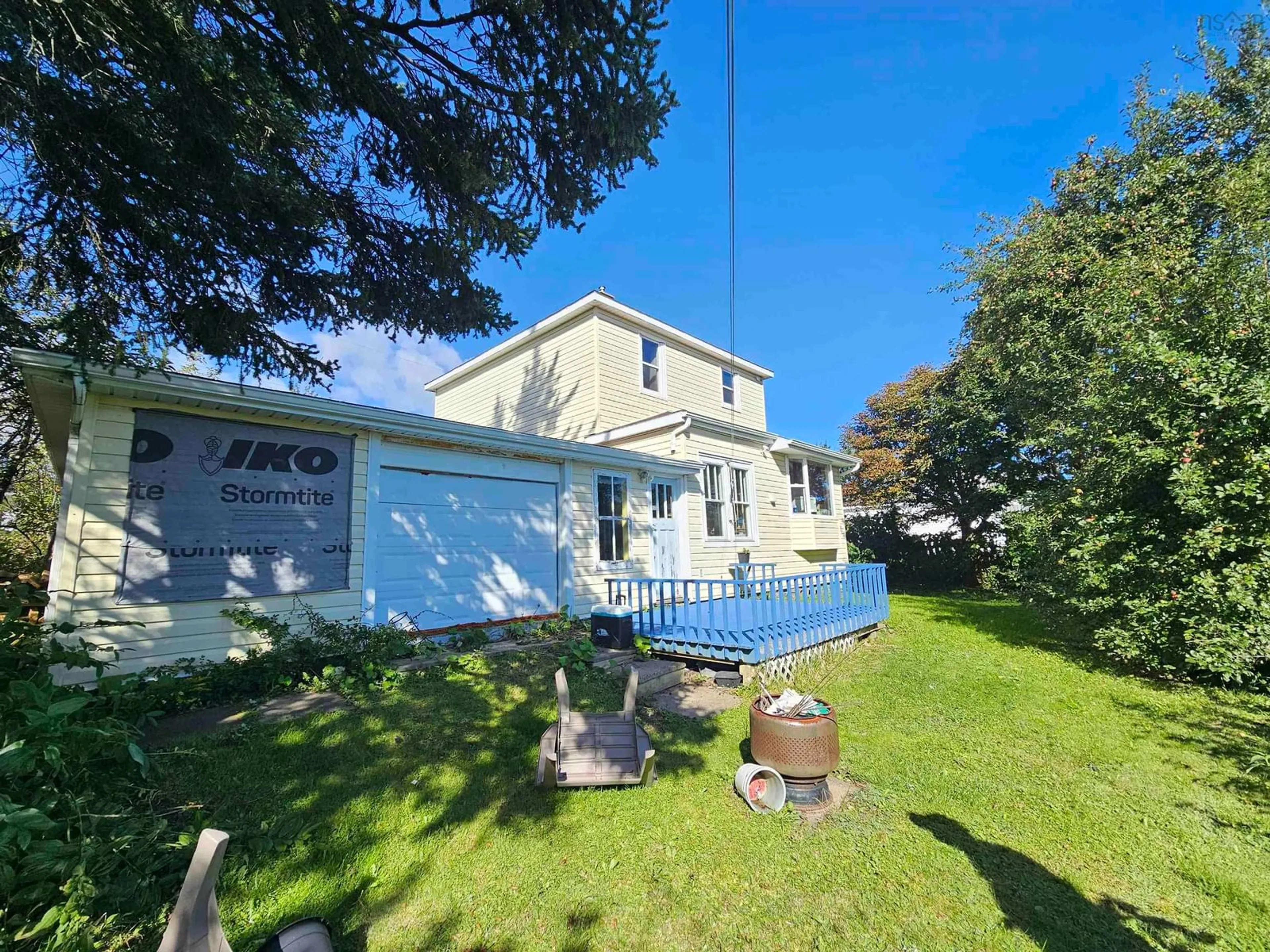A pic from outside/outdoor area/front of a property/back of a property/a pic from drone, unknown for 6 Alphonse St, Glace Bay Nova Scotia B1A 4A3