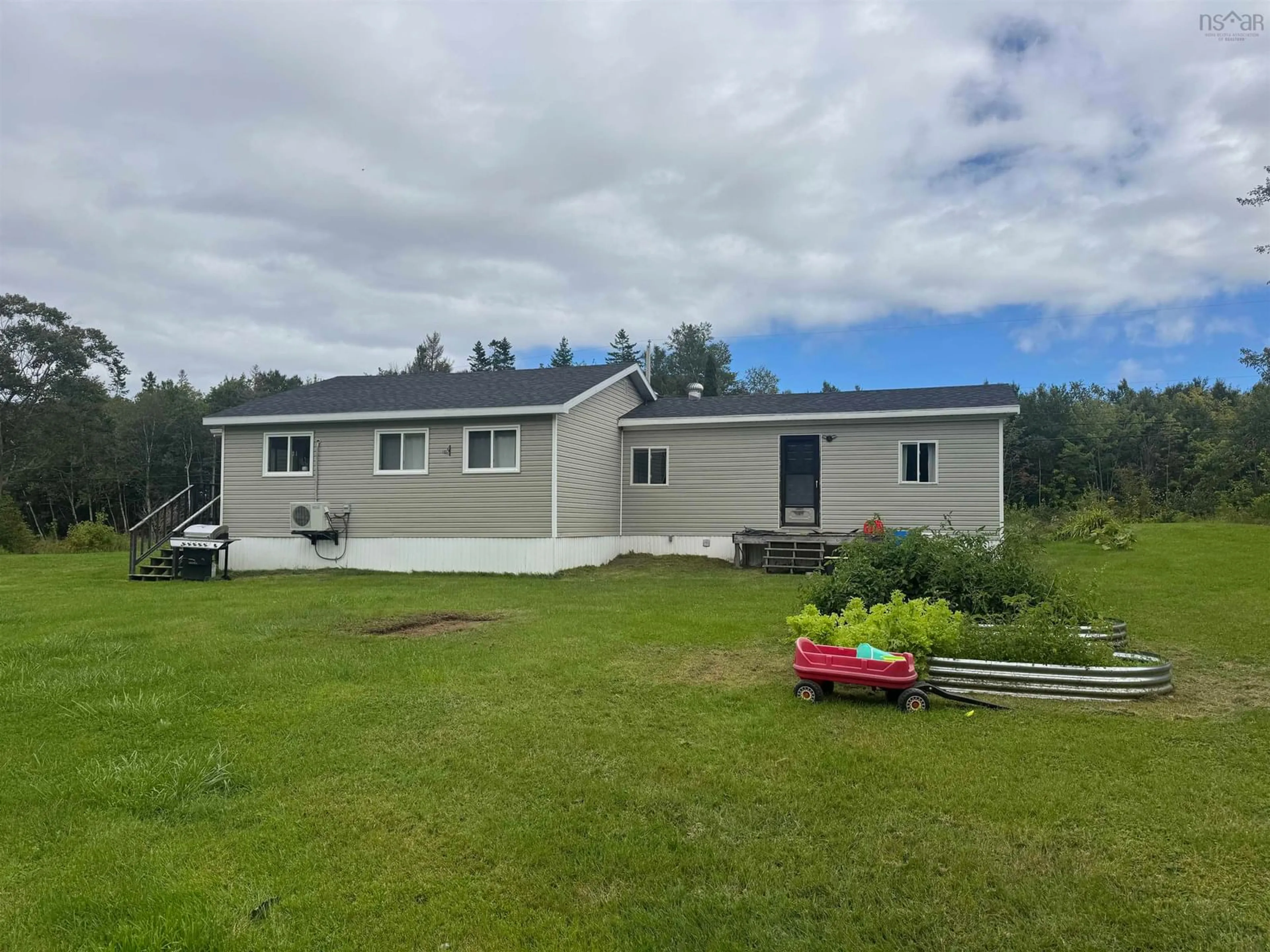 A pic from outside/outdoor area/front of a property/back of a property/a pic from drone, building for 285 Mill Pond Rd, Millville Nova Scotia B1Y 2G7