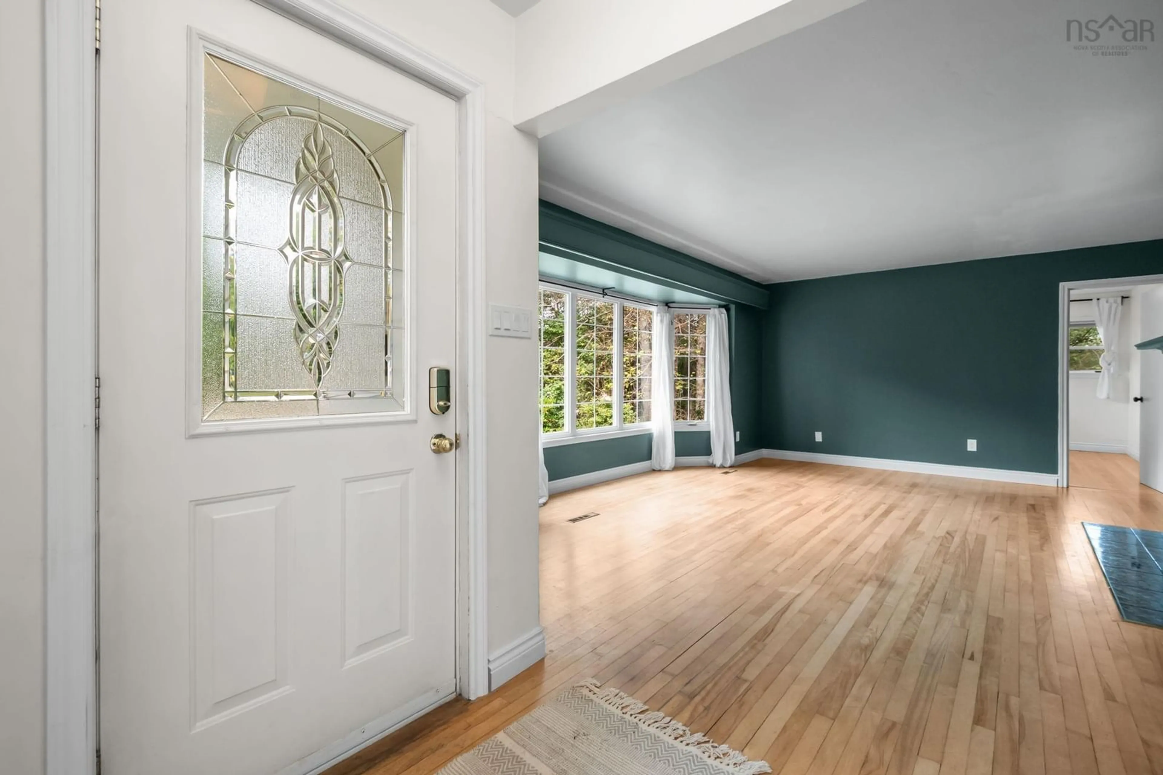 Indoor entryway for 20 Fielding Ave, Kentville Nova Scotia B4N 2T5