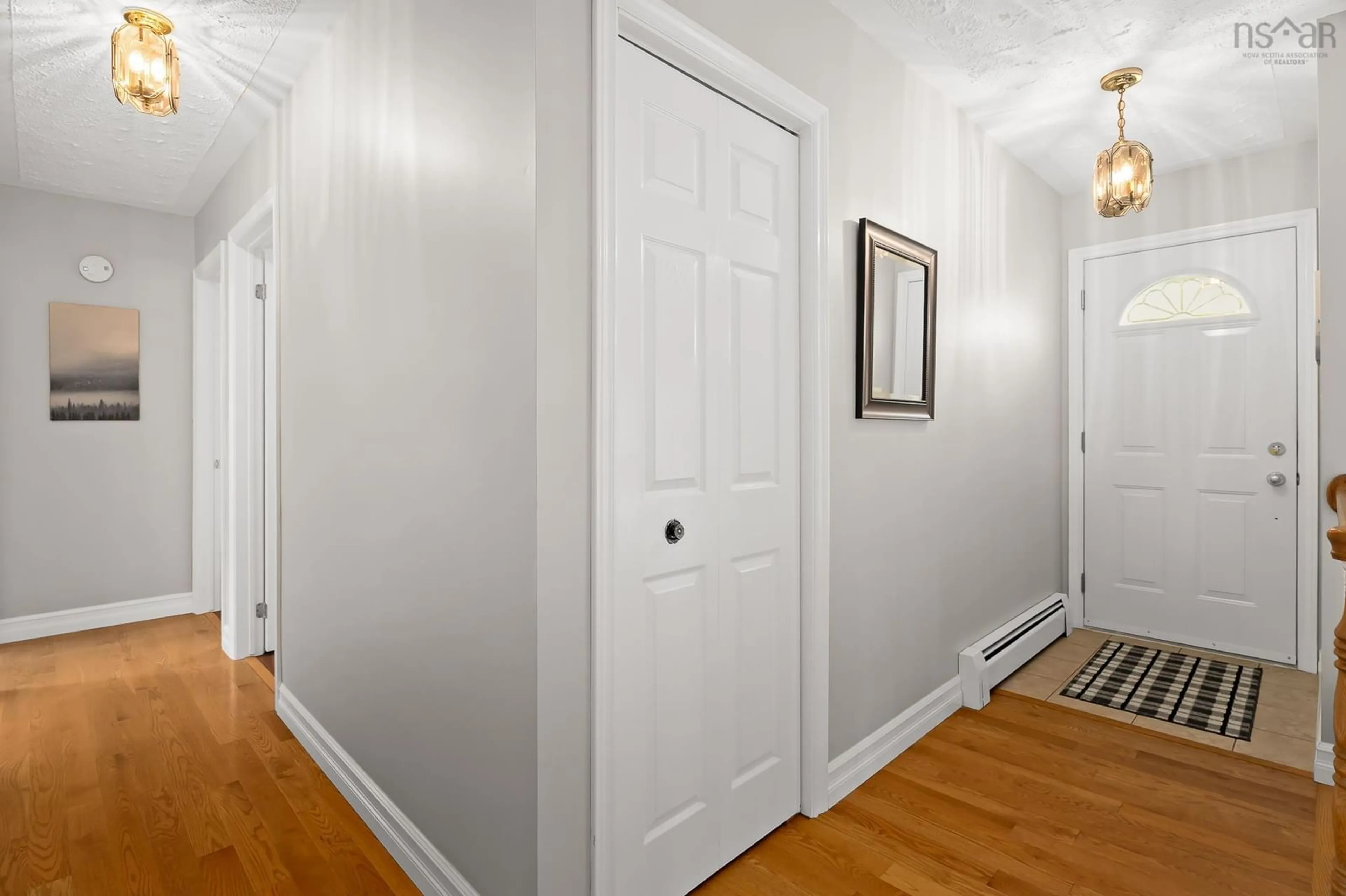 Indoor entryway for 79 Nordic Cres, Lower Sackville Nova Scotia B4C 2E4