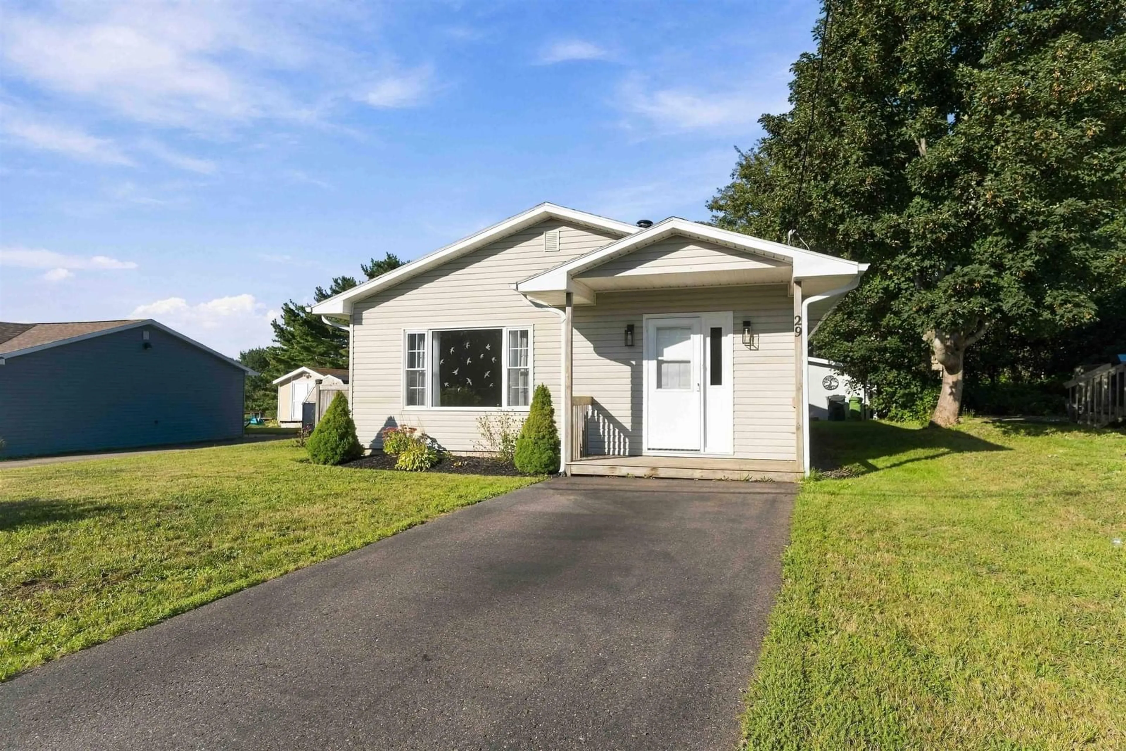 Home with vinyl exterior material, street for 29 King St, Digby Nova Scotia B0V 1A0