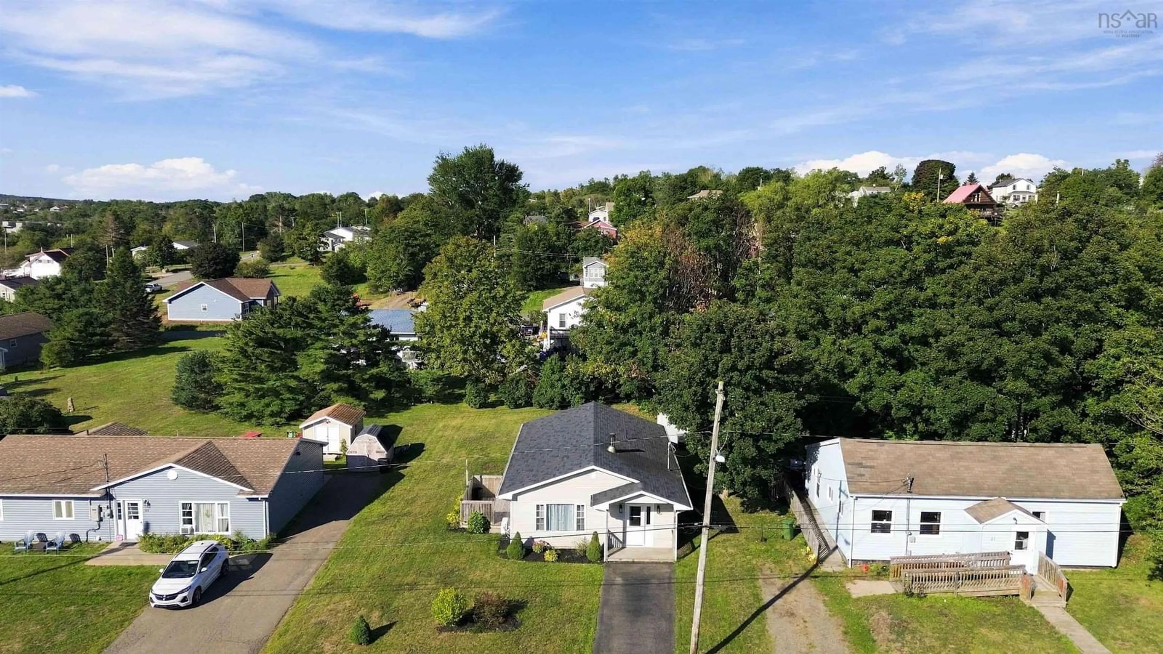 A pic from outside/outdoor area/front of a property/back of a property/a pic from drone, street for 29 King St, Digby Nova Scotia B0V 1A0