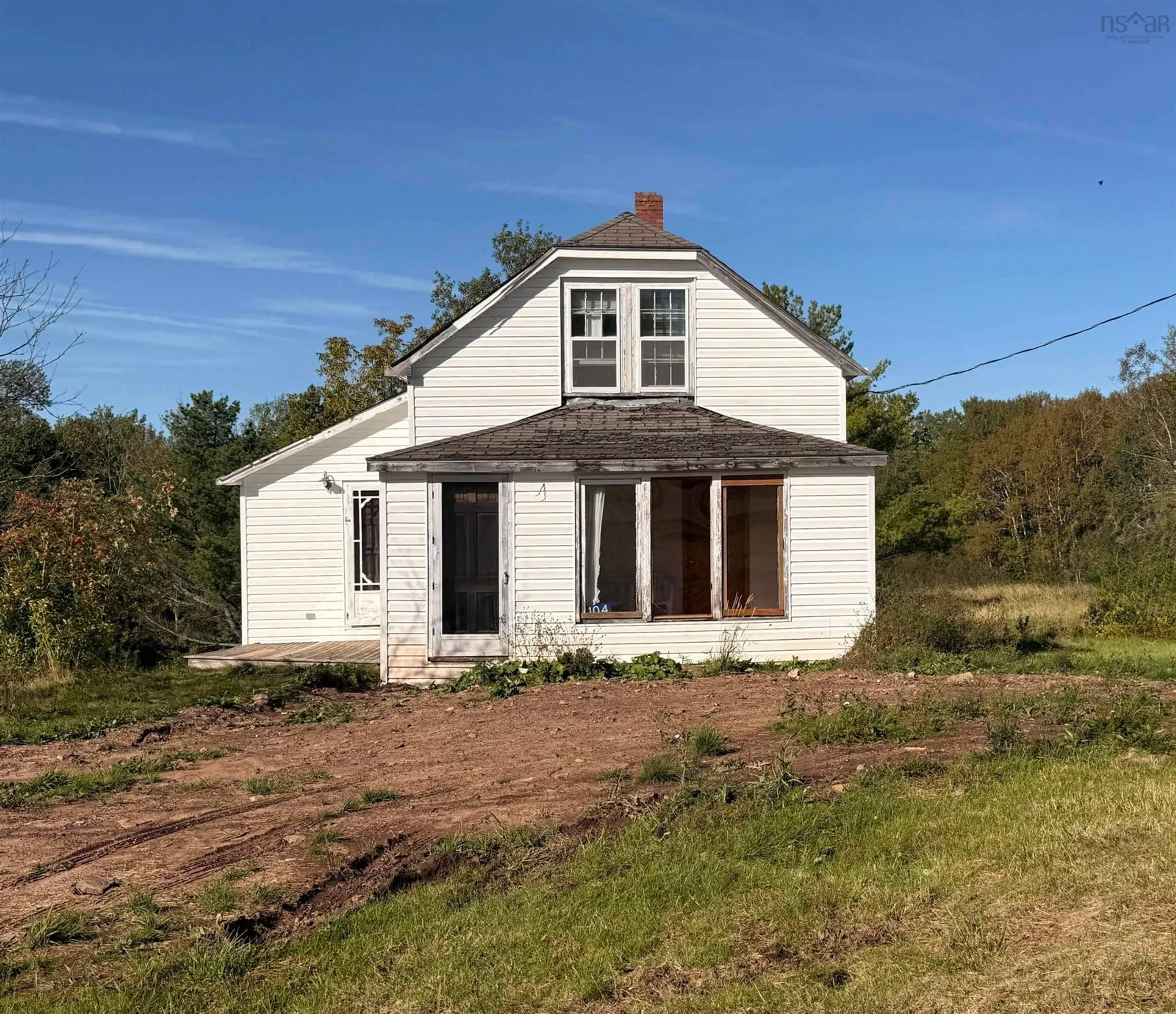 Shed for 104 North St, Springhill Nova Scotia B0M 1X0