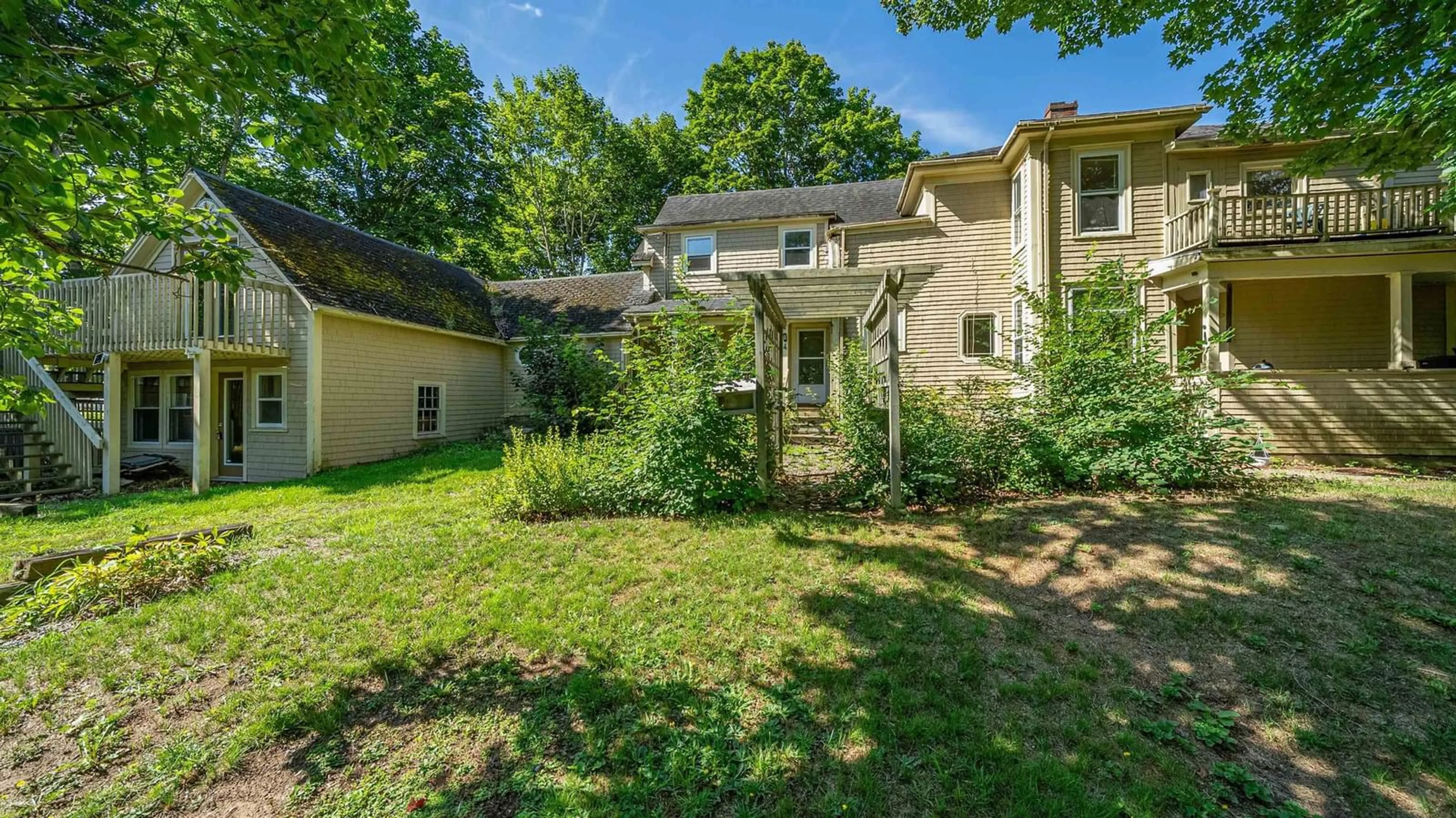 A pic from outside/outdoor area/front of a property/back of a property/a pic from drone, street for 2532 1 Hwy, Aylesford Nova Scotia B0P 0A8