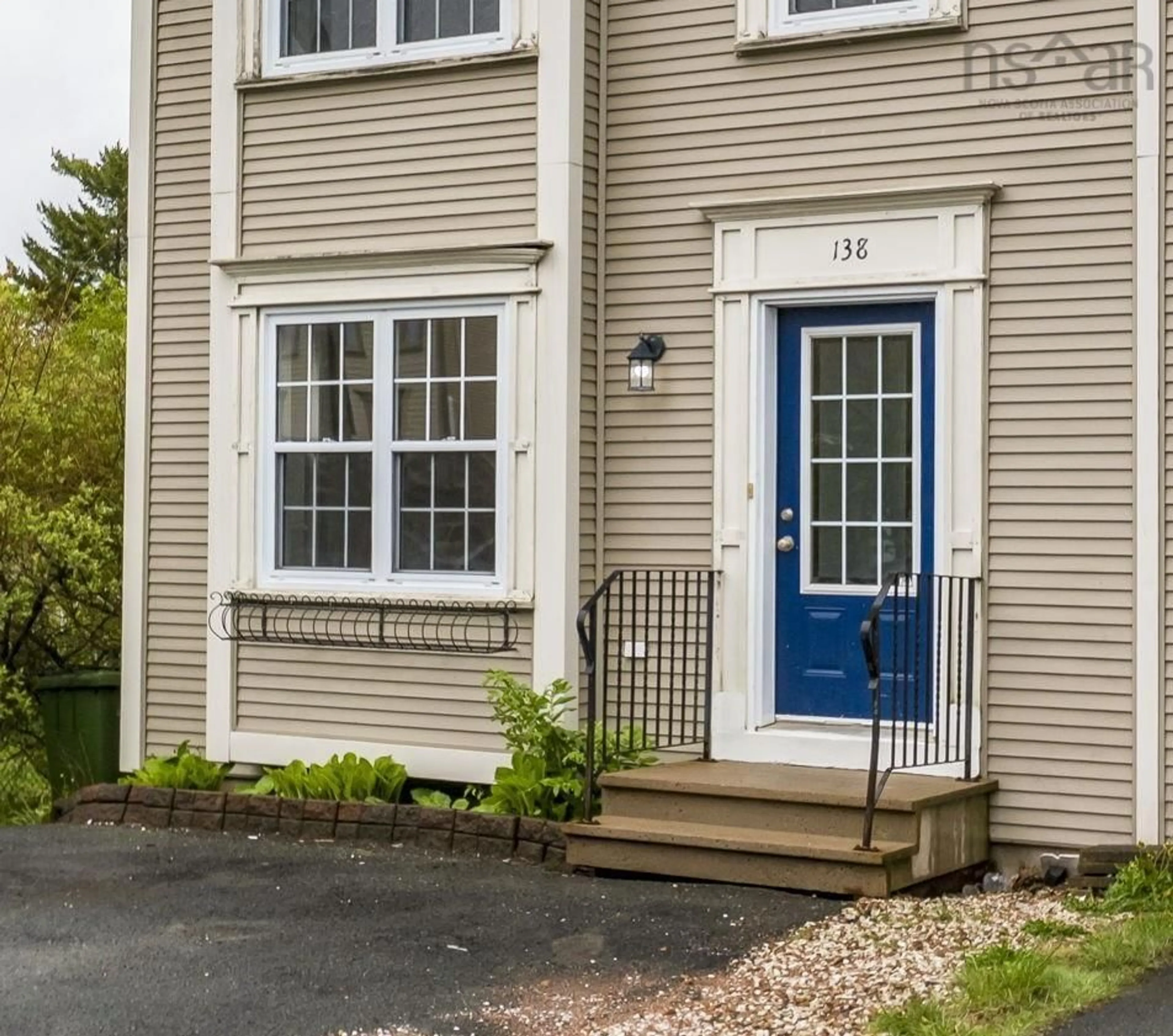 Home with vinyl exterior material, street for 138 Transom Dr, Halifax Nova Scotia B3M 4T7